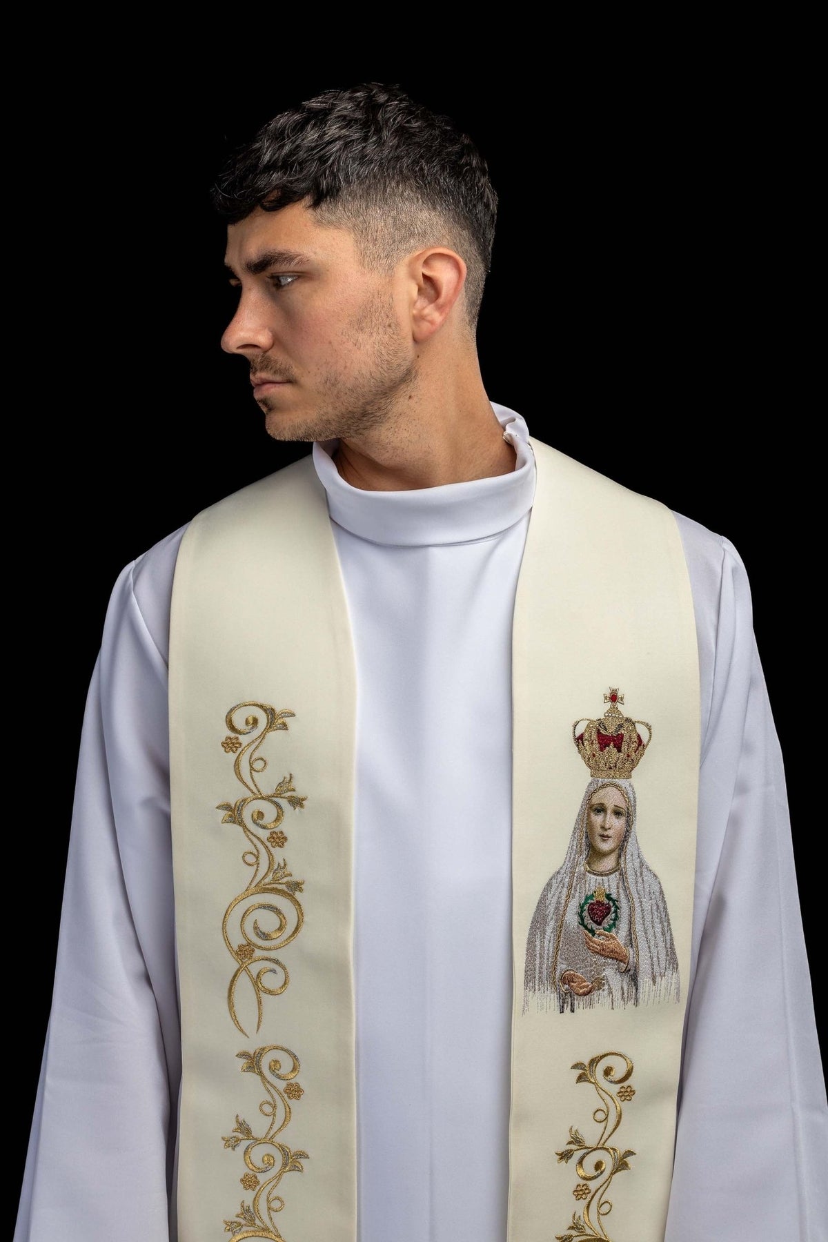 Étole brodée avec l’image de Notre-Dame de Fatima KSW2/013/05/01 - CHASUBLES.FR