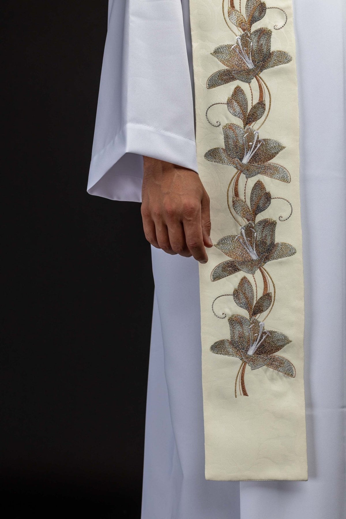 Étole brodée avec l’image de Notre-Dame de Guadalupe KSW2/004/05/81 - CHASUBLES.FR