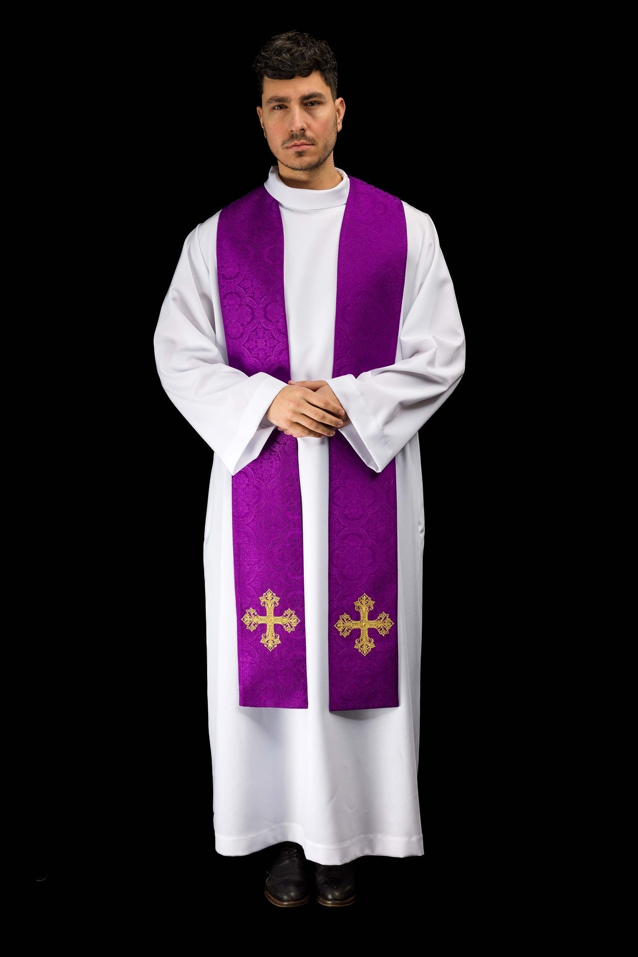 Étole brodée avec motif de croix tissu jacquard violet KST/967/03/11 - CHASUBLES.FR