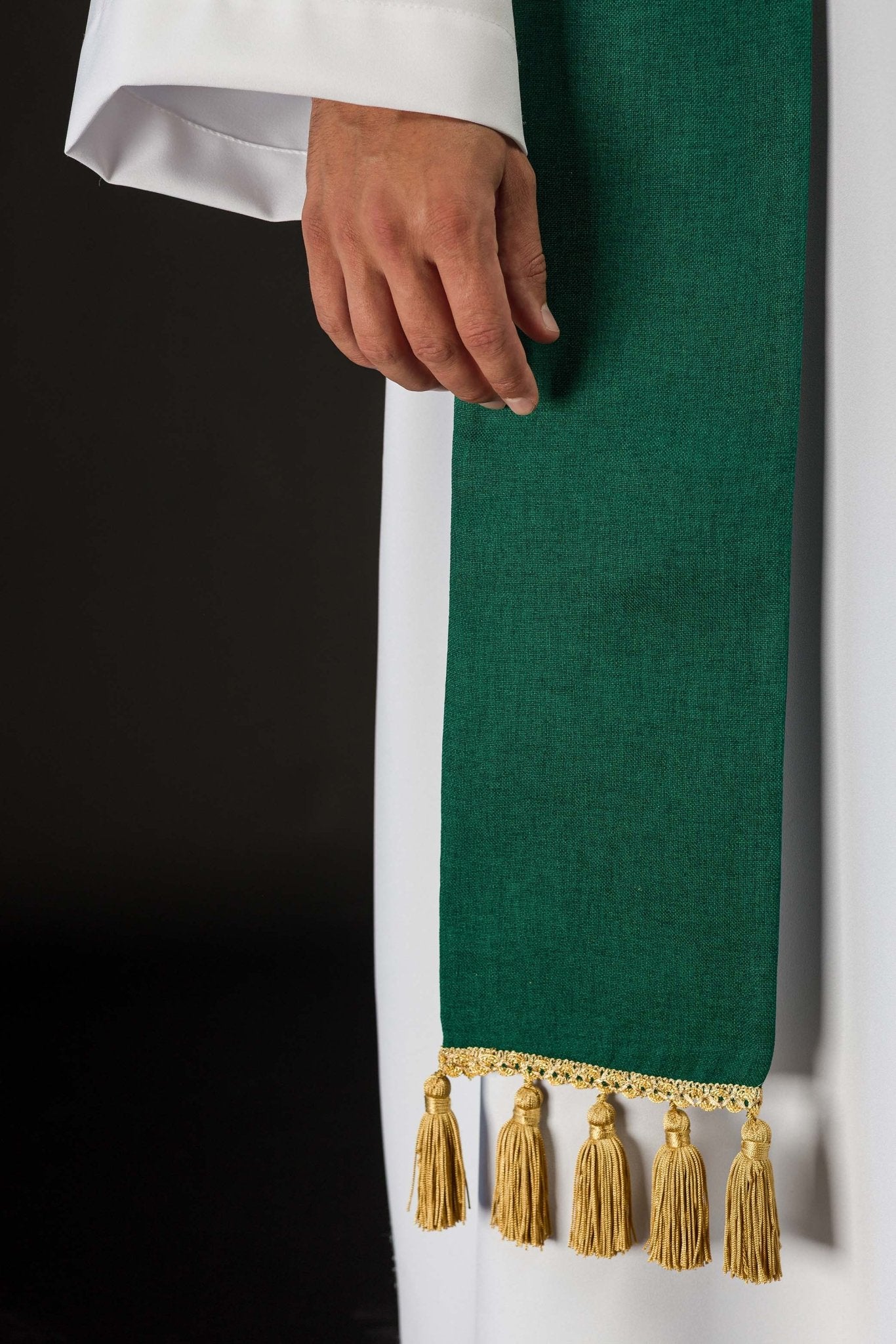 Étole brodée avec motif IHS verte S-2067-01-70 - CHASUBLES.FR
