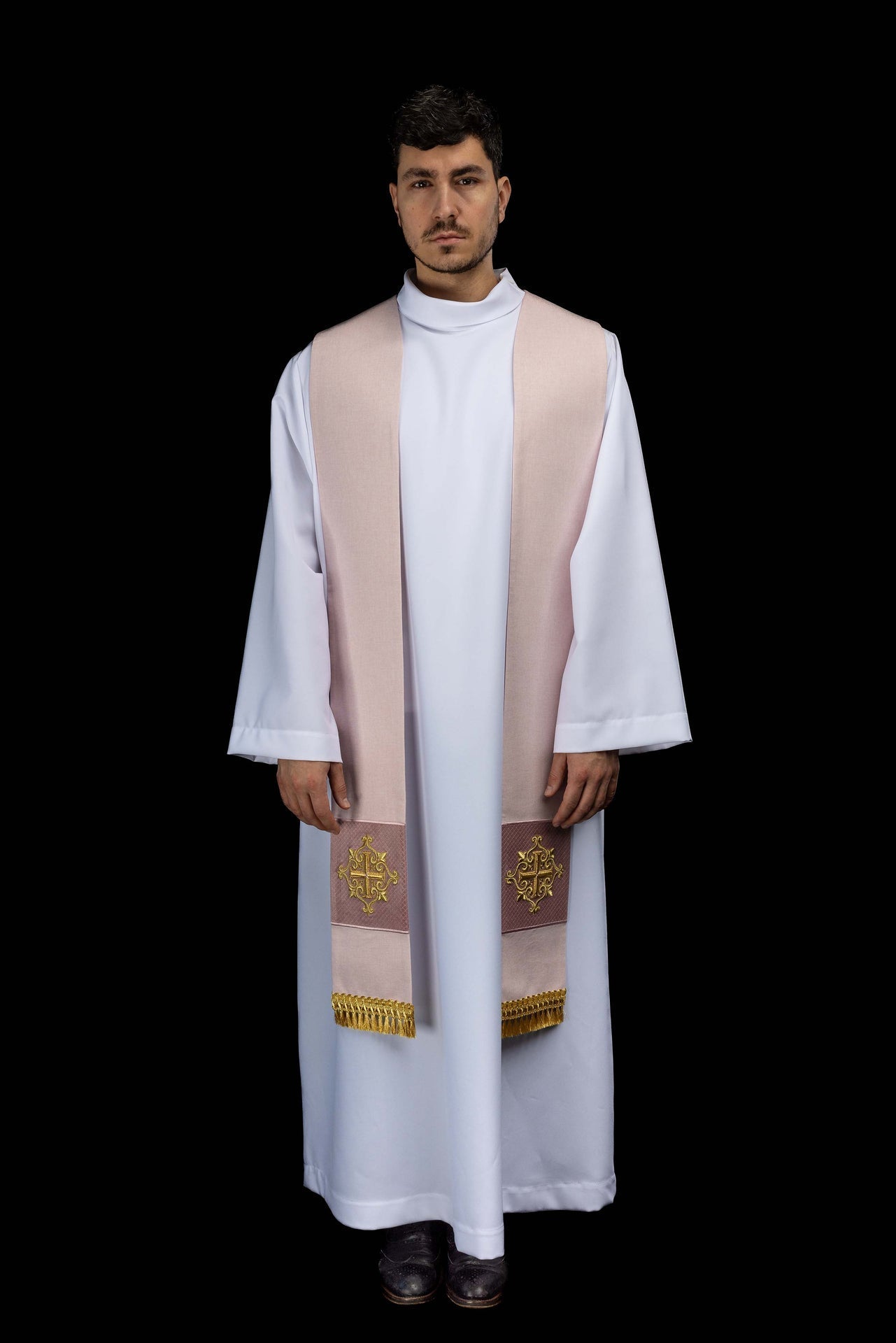 Étole brodée avec symbole de croix en velours rose LE/2029/08 - CHASUBLES.FR