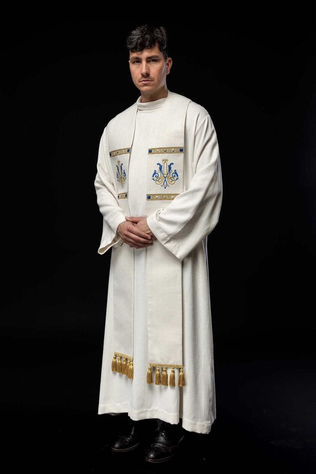 Étole brodée avec symbole marial S - 2074 - 05 - 71 - CHASUBLES.FR
