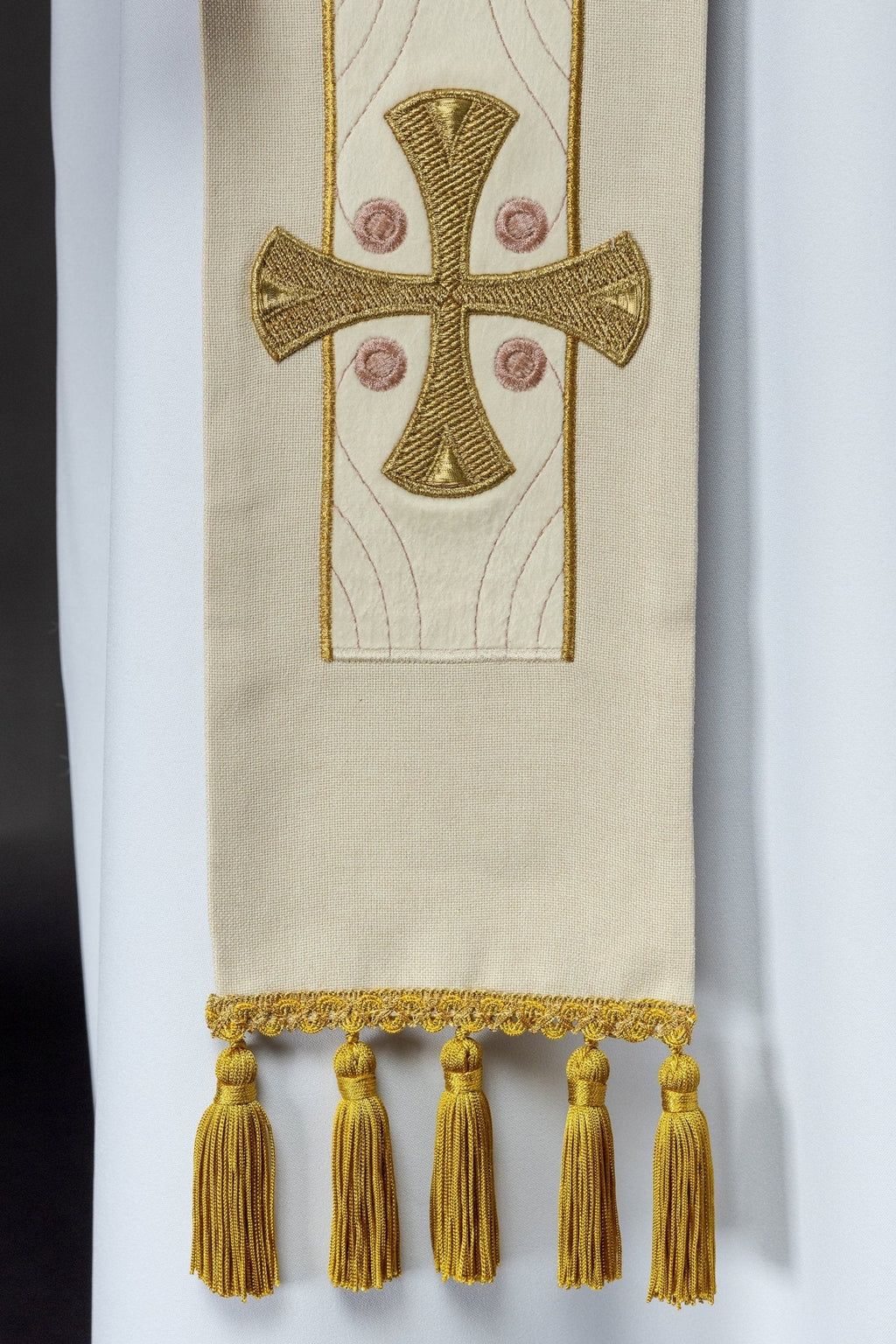 Étole brodée de croix écrues S - 2068 - 05 - 70 - CHASUBLES.FR