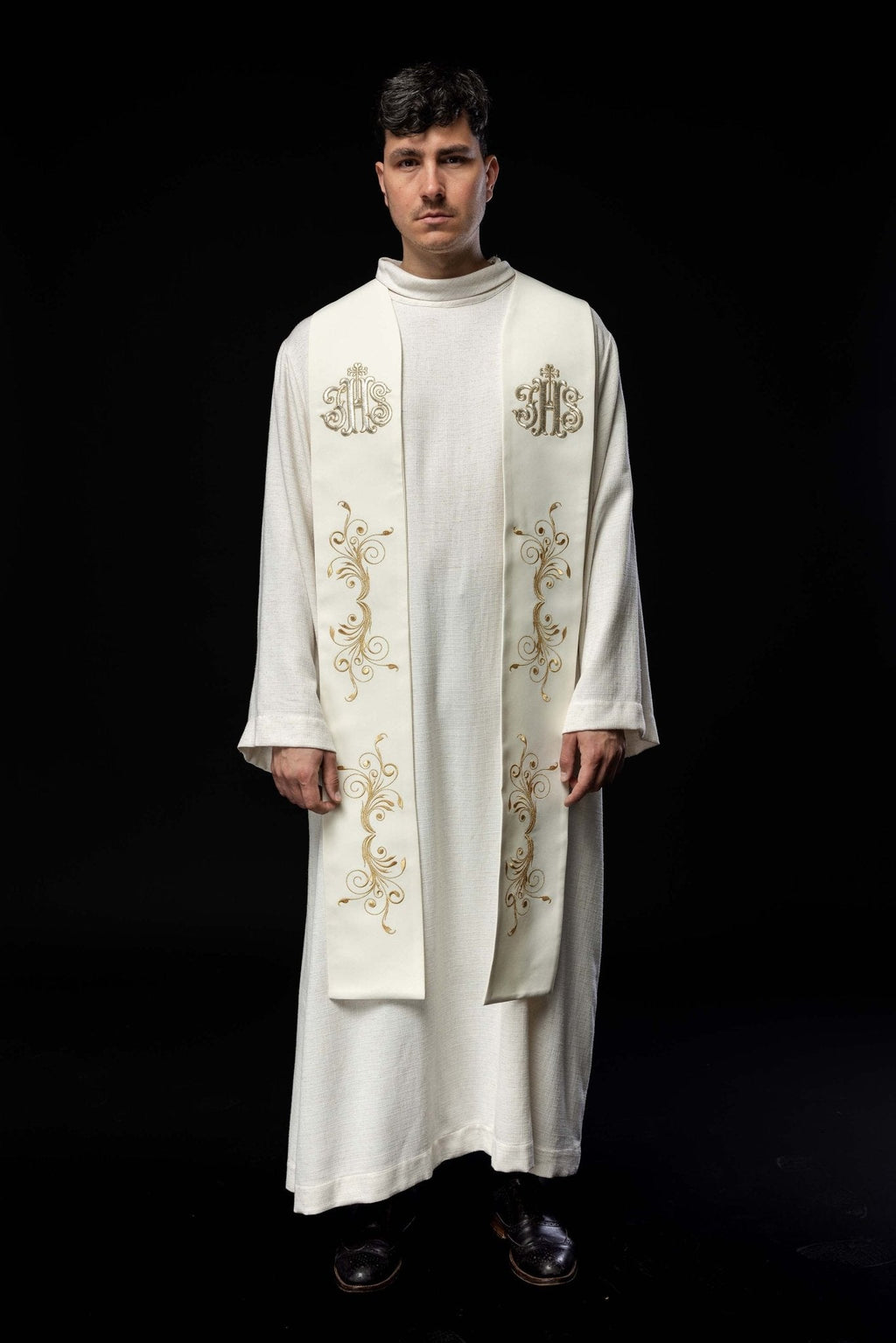 Étole brodée et décorée d'IHS écru KST/413/05/01 ECRU - CHASUBLES.FR