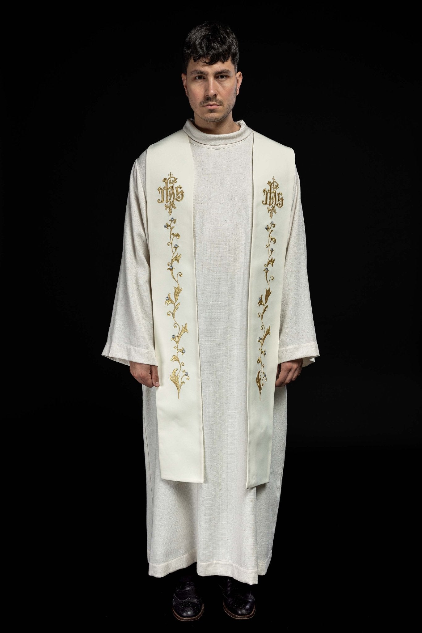 Étole brodée IHS sur croix écru KST/037/05/01 ECRU - CHASUBLES.FR