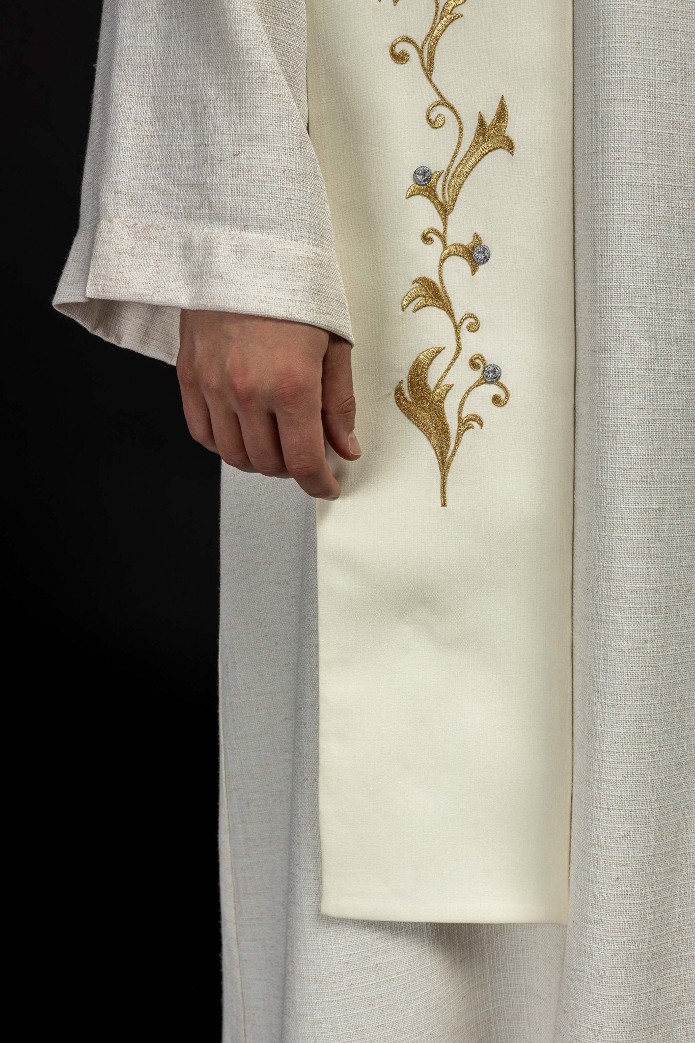 Étole brodée IHS sur croix écru KST/037/05/01 ECRU - CHASUBLES.FR