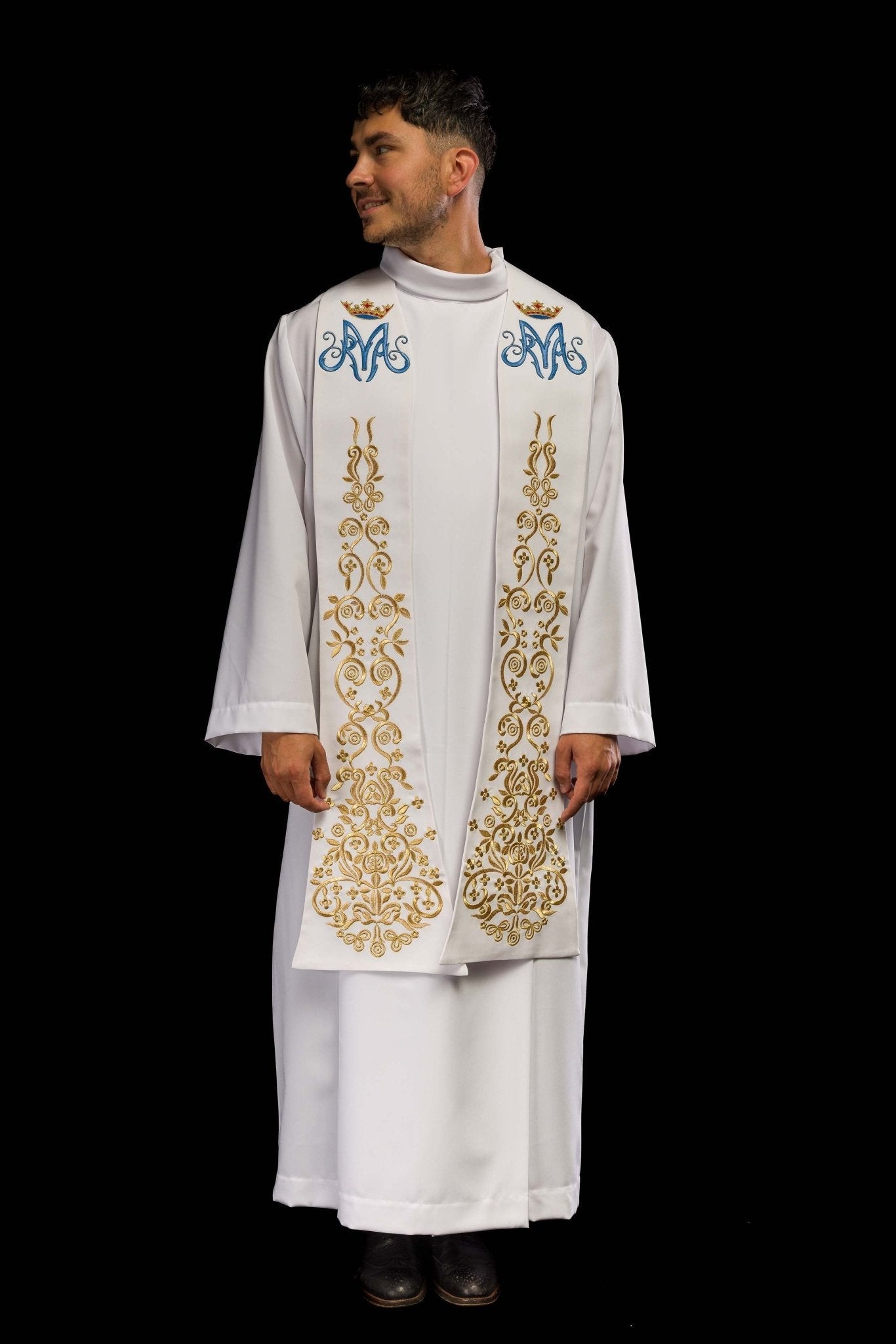 Étole de prêtre blanche brodée d'un motif marial avec couronne KST/040/04/01 BIAŁY - CHASUBLES.FR