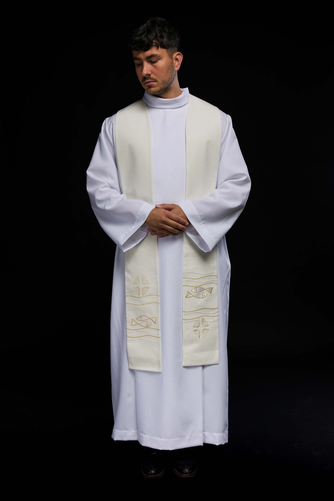 Étole de prêtre brodée avec motif de poisson en couleur écru KST/022/05/01 ECRU - CHASUBLES.FR