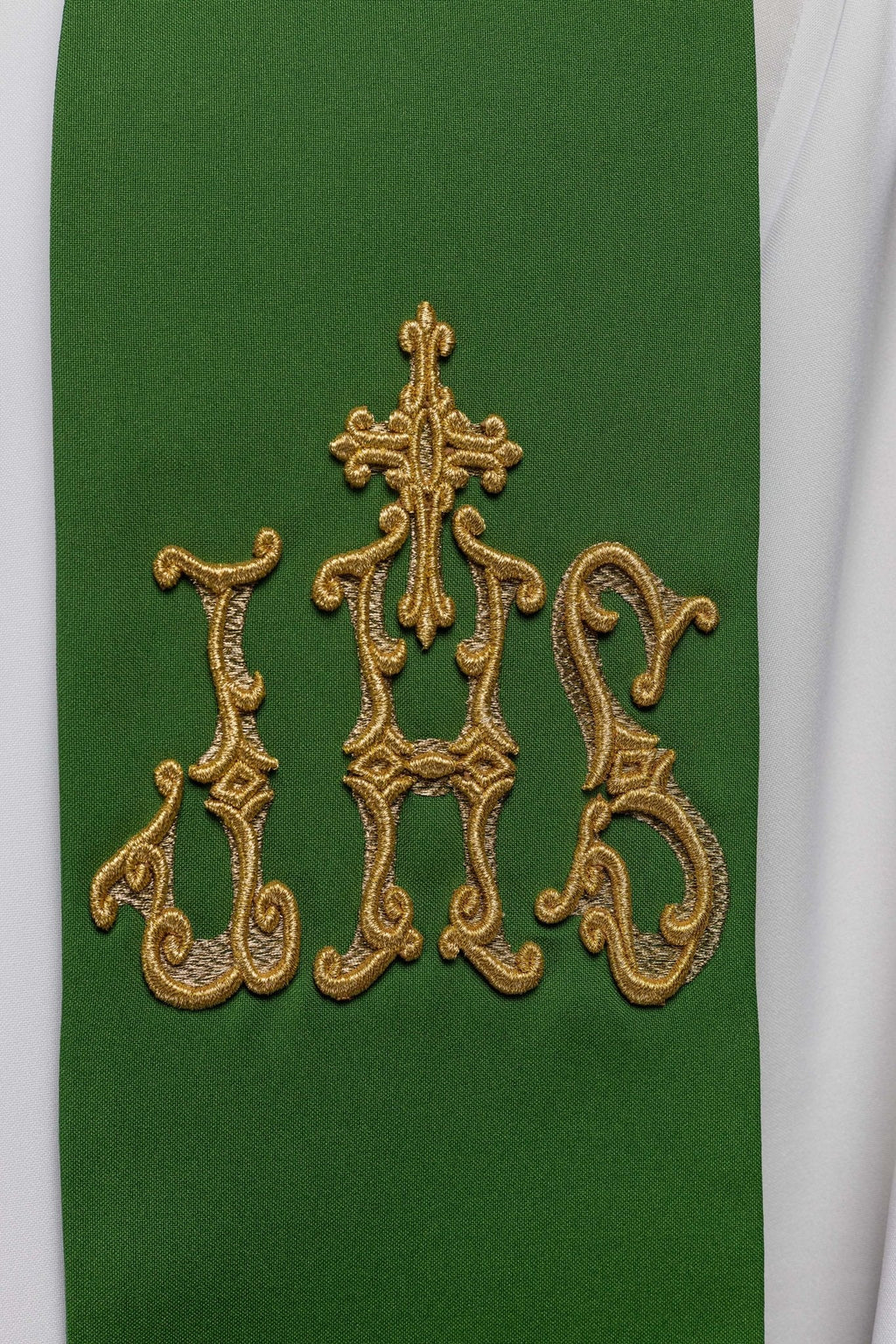 Étole de prêtre verte brodée d'une croix et d'un IHS vert KST/157/01/01 ZIELONY - CHASUBLES.FR