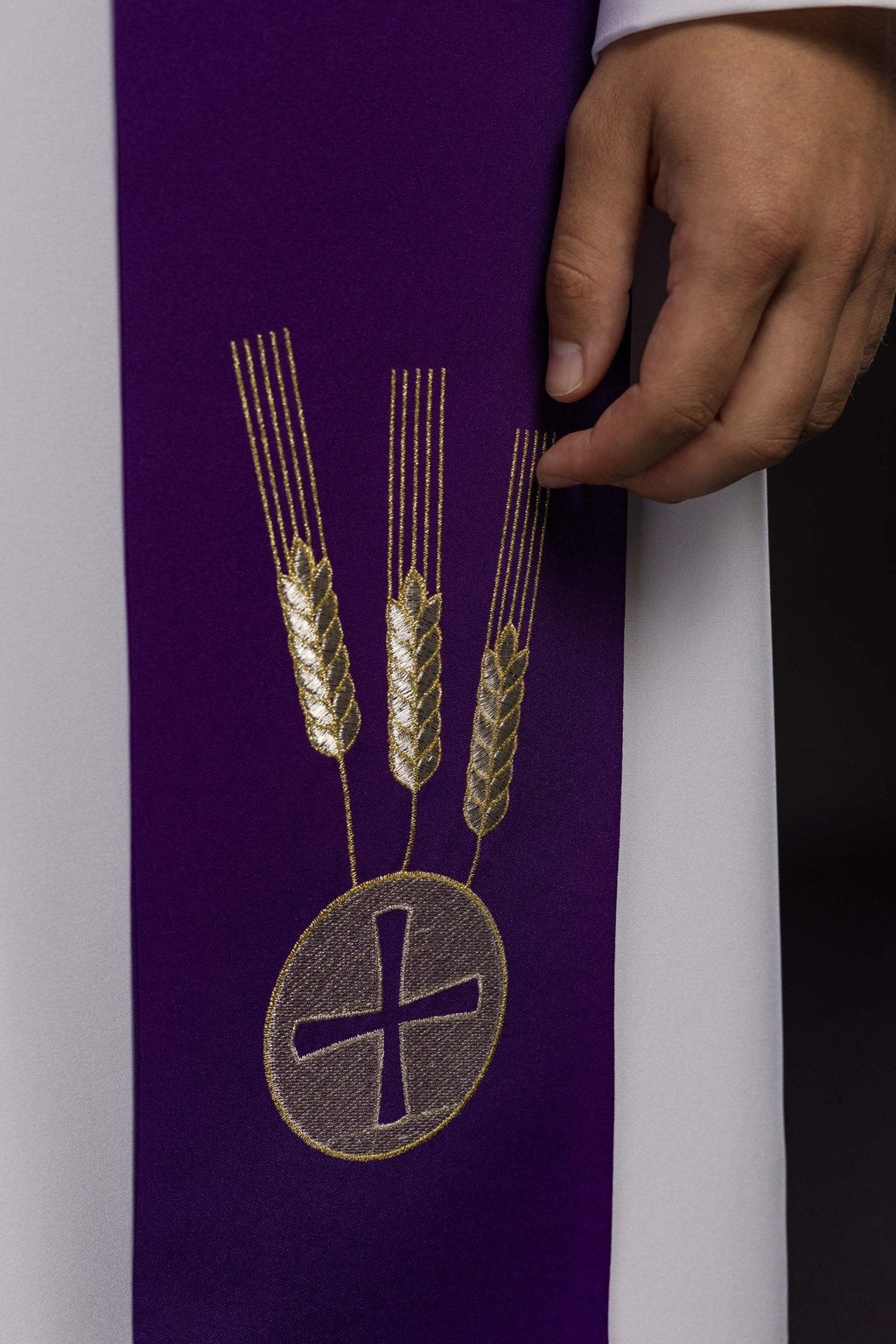 Étole de prêtre violette brodée Calice, Oreilles et Raisins KST/009/03/01 FIOLET - CHASUBLES.FR