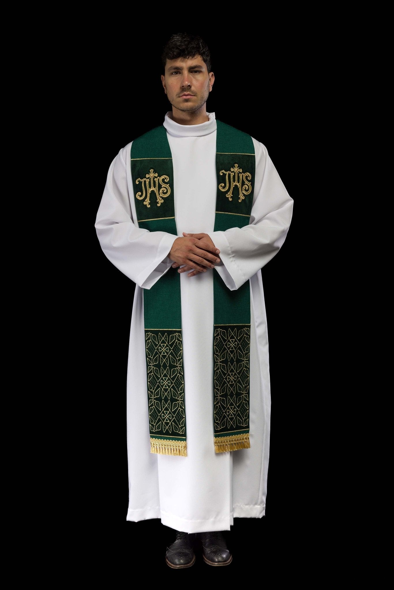 Étole en velours brodée avec motif IHS verte S-2055-01-70 - CHASUBLES.FR