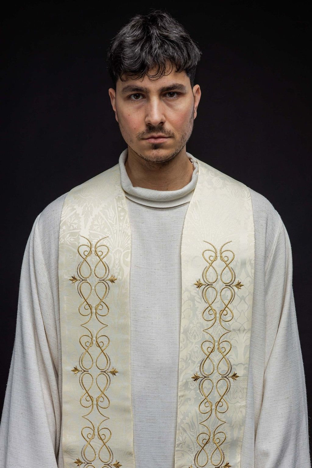 Étole romaine avec broderie HA2105 - 05 - CHASUBLES.FR