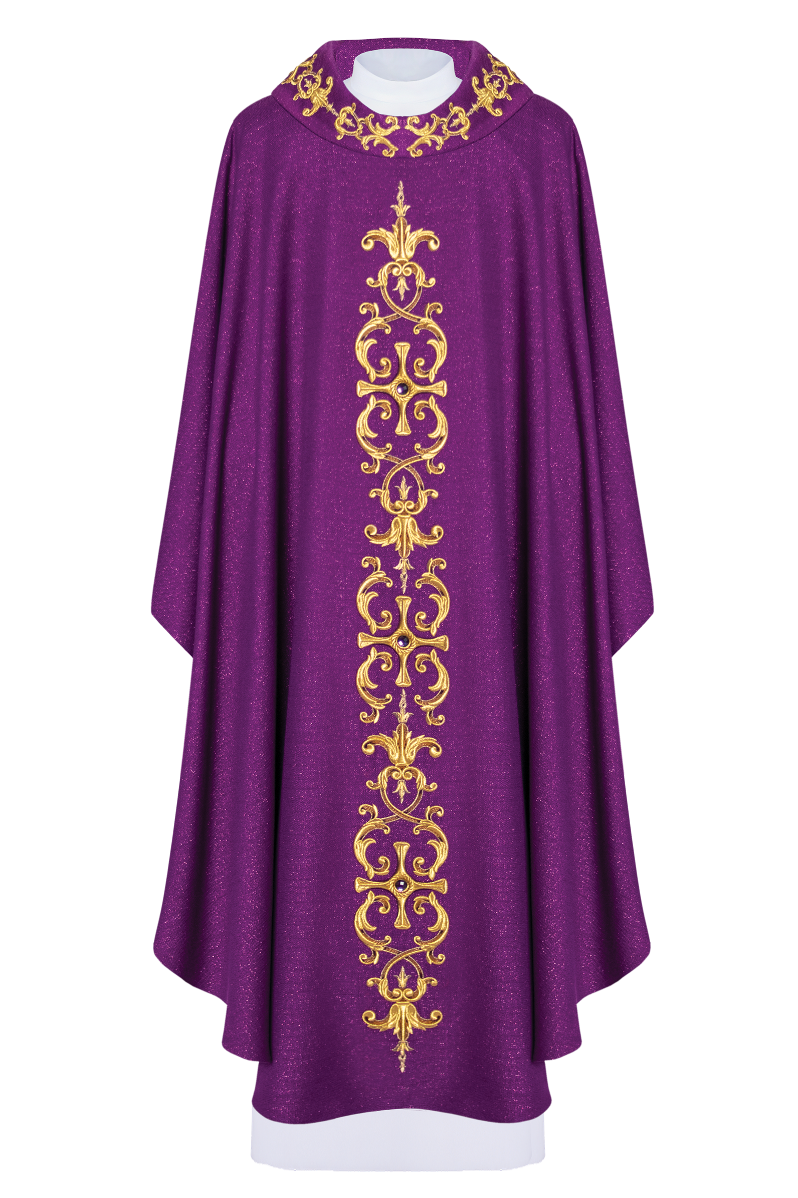 Chasuble violette richement brodée de pierres