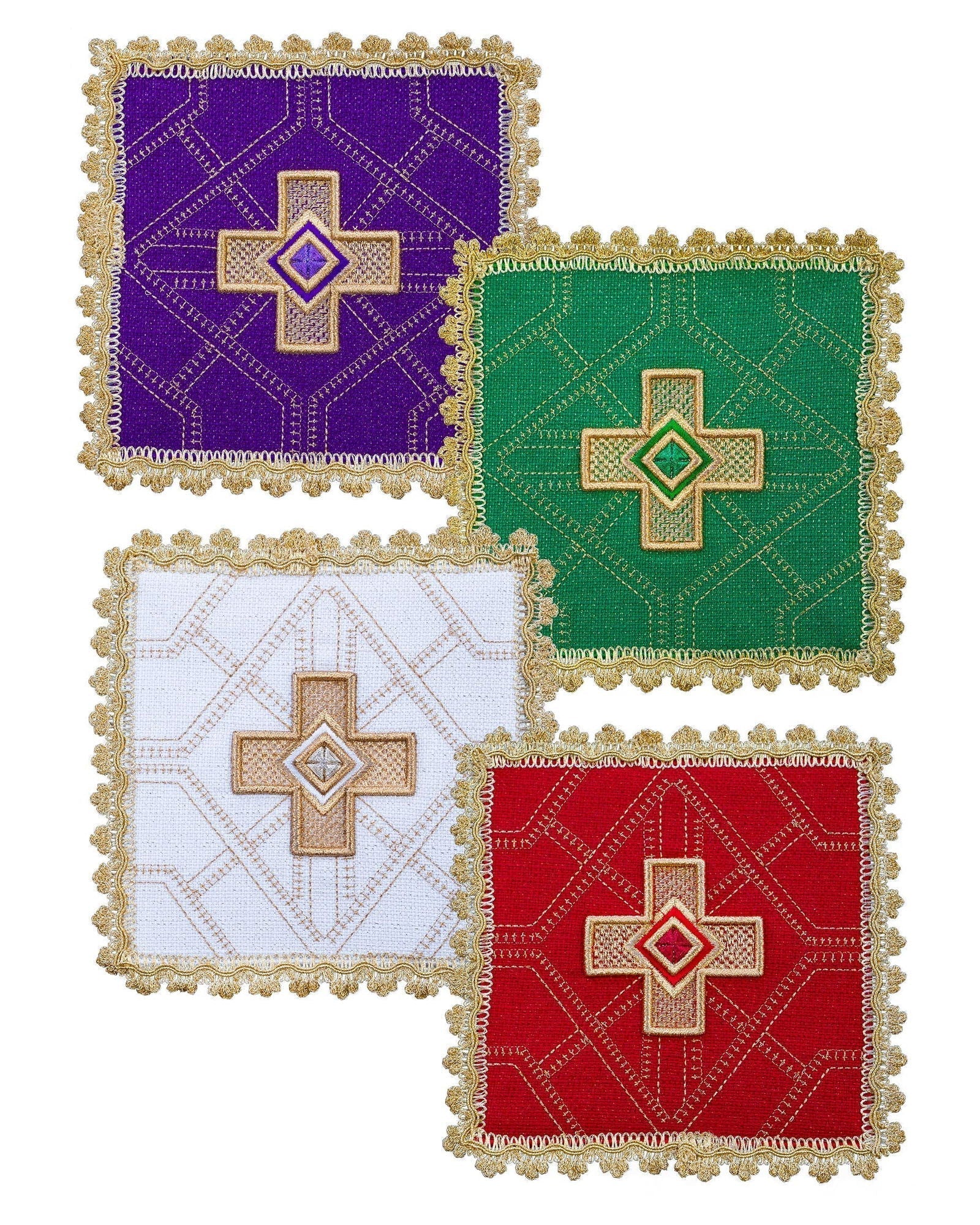 Jeu de quatre piquets avec broderie dorée KPA4/185 18*18 - CHASUBLES.FR