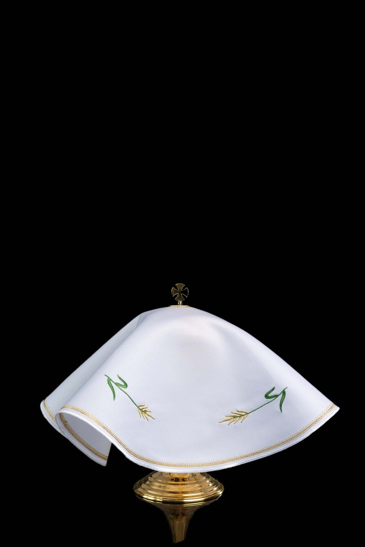Voile de ciboire rond blanc, vue arrière avec épis de blé brodés