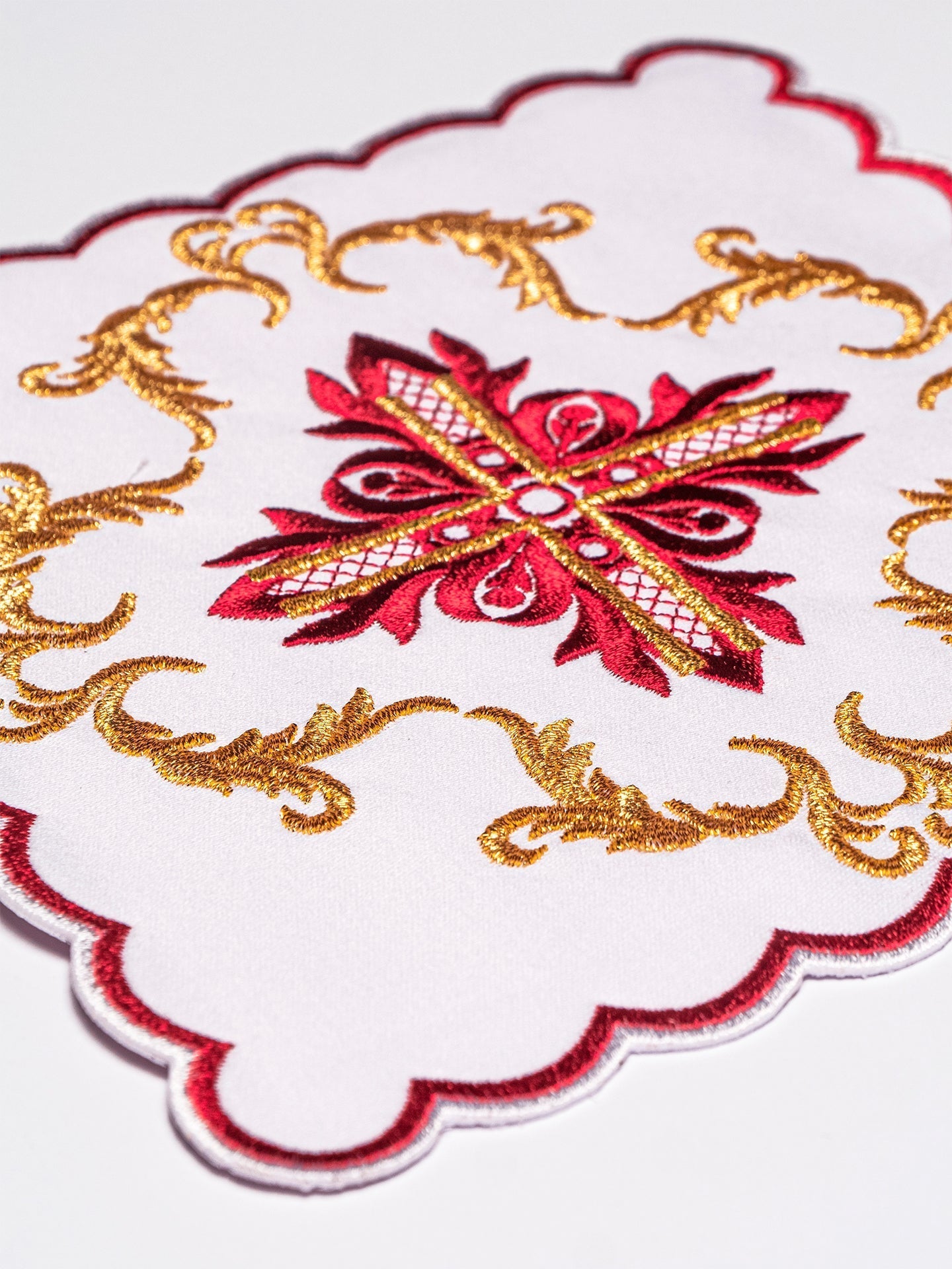 Linge d'autel avec le motif de la croix KK/159/04 BIAŁY - CHASUBLES.FR