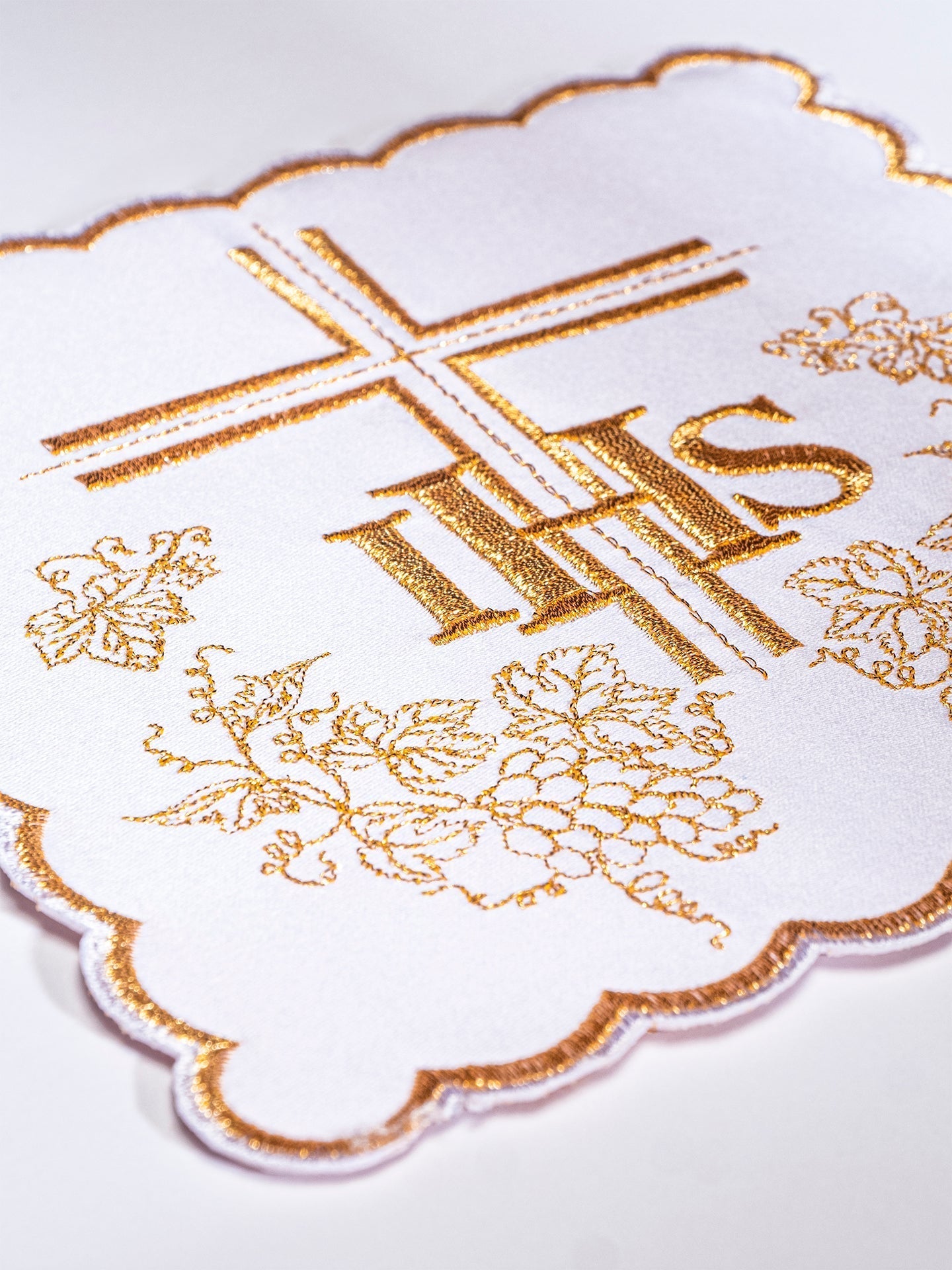 Linge d'autel blanc KK/156/04 - CHASUBLES.FR