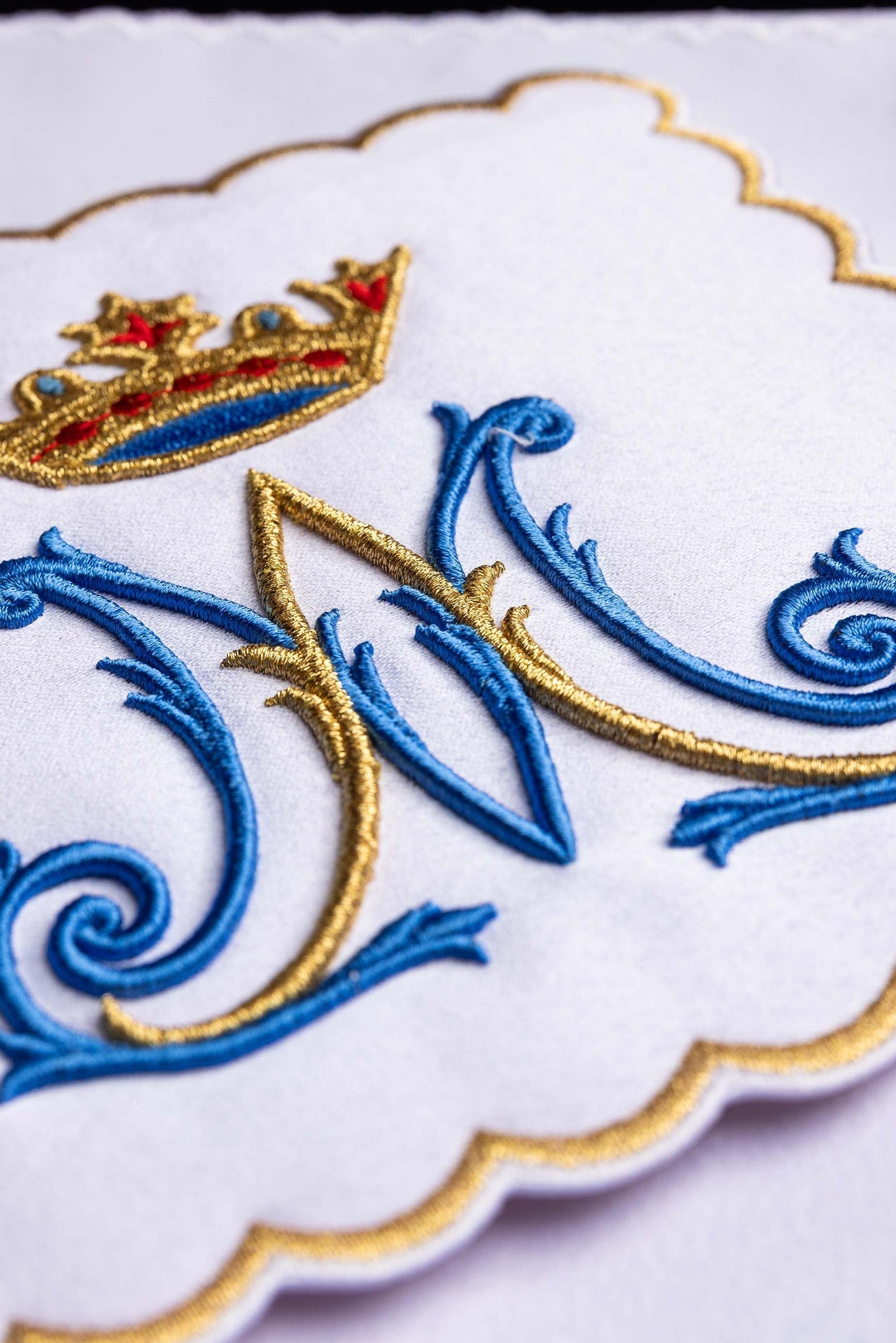 Linge d'autel brodé KK/179 - CHASUBLES.FR