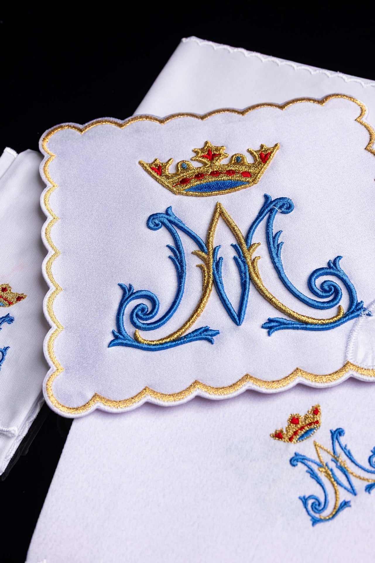 Linge d'autel brodé KK/179 - CHASUBLES.FR