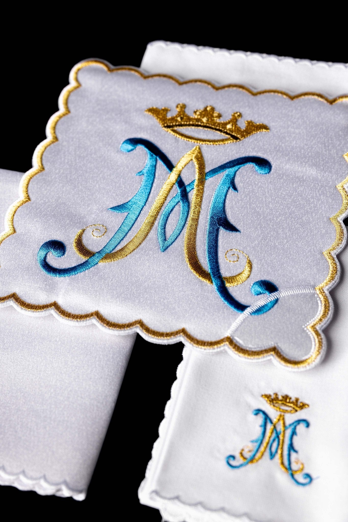 Linge d'autel brodé KK/183 - CHASUBLES.FR