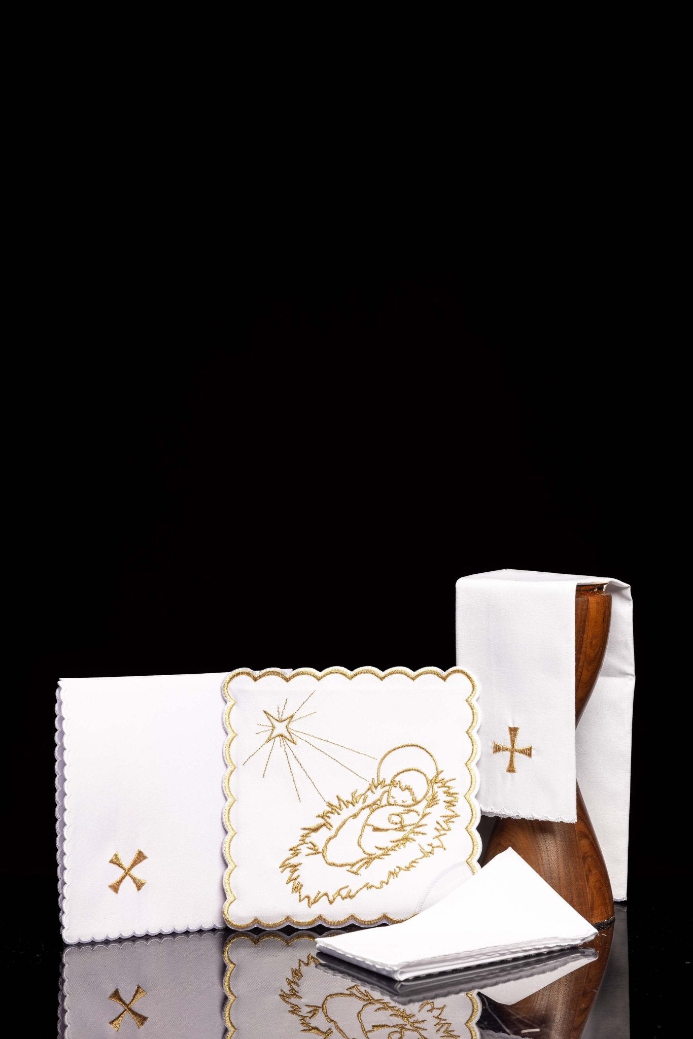 Linge d'autel brodé pour Noël KK/124 - CHASUBLES.FR