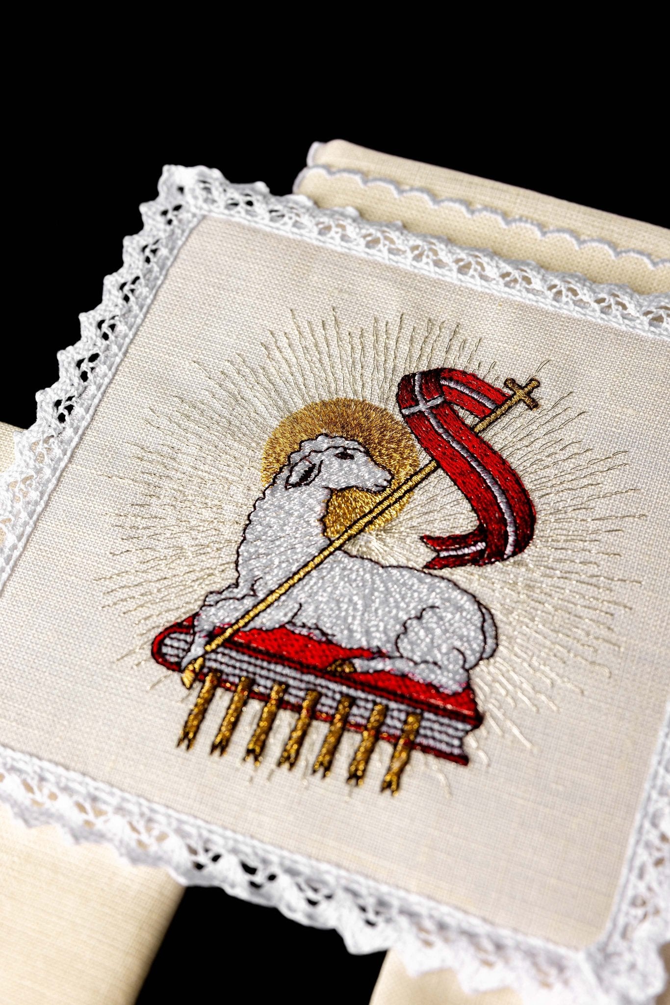 Linge d'autel en lin avec broderie en peau d'agneau KKL/100 - CHASUBLES.FR