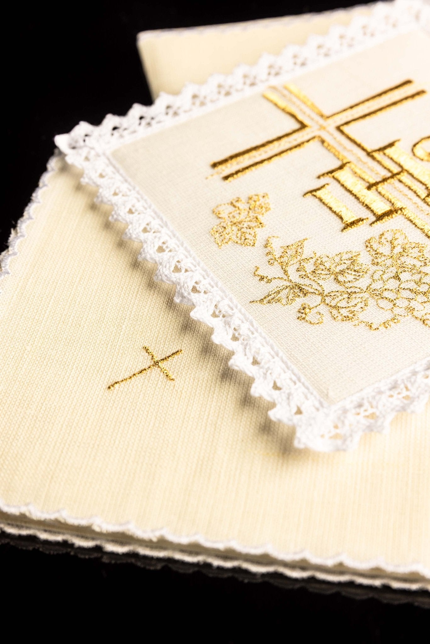 Linge d'autel en lin brodé IHS KKL/156 - CHASUBLES.FR
