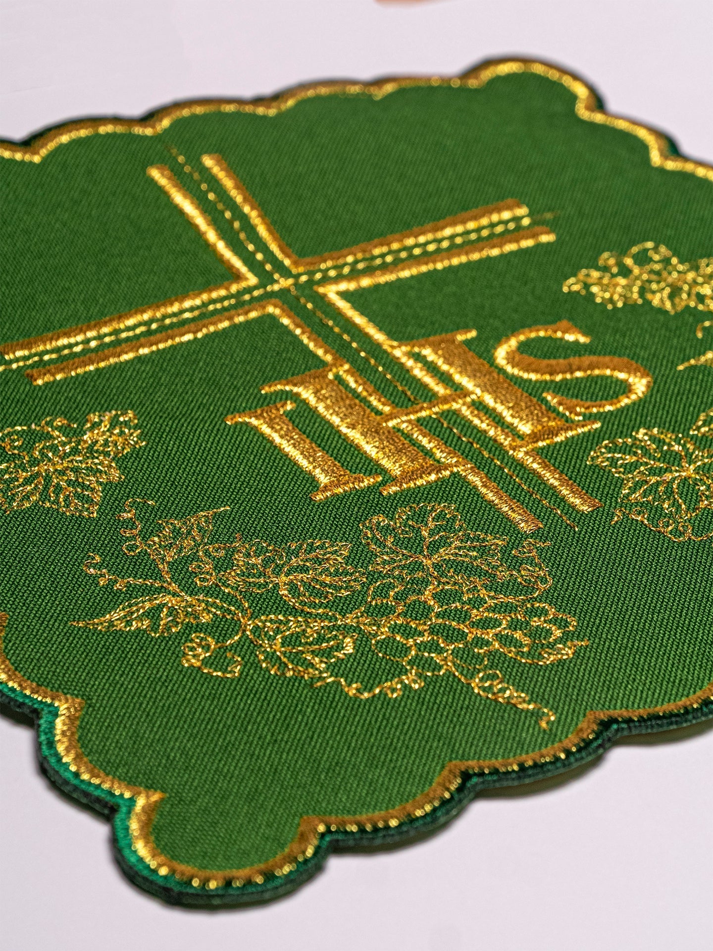 Linge d'autel vert KK/156/01 - CHASUBLES.FR