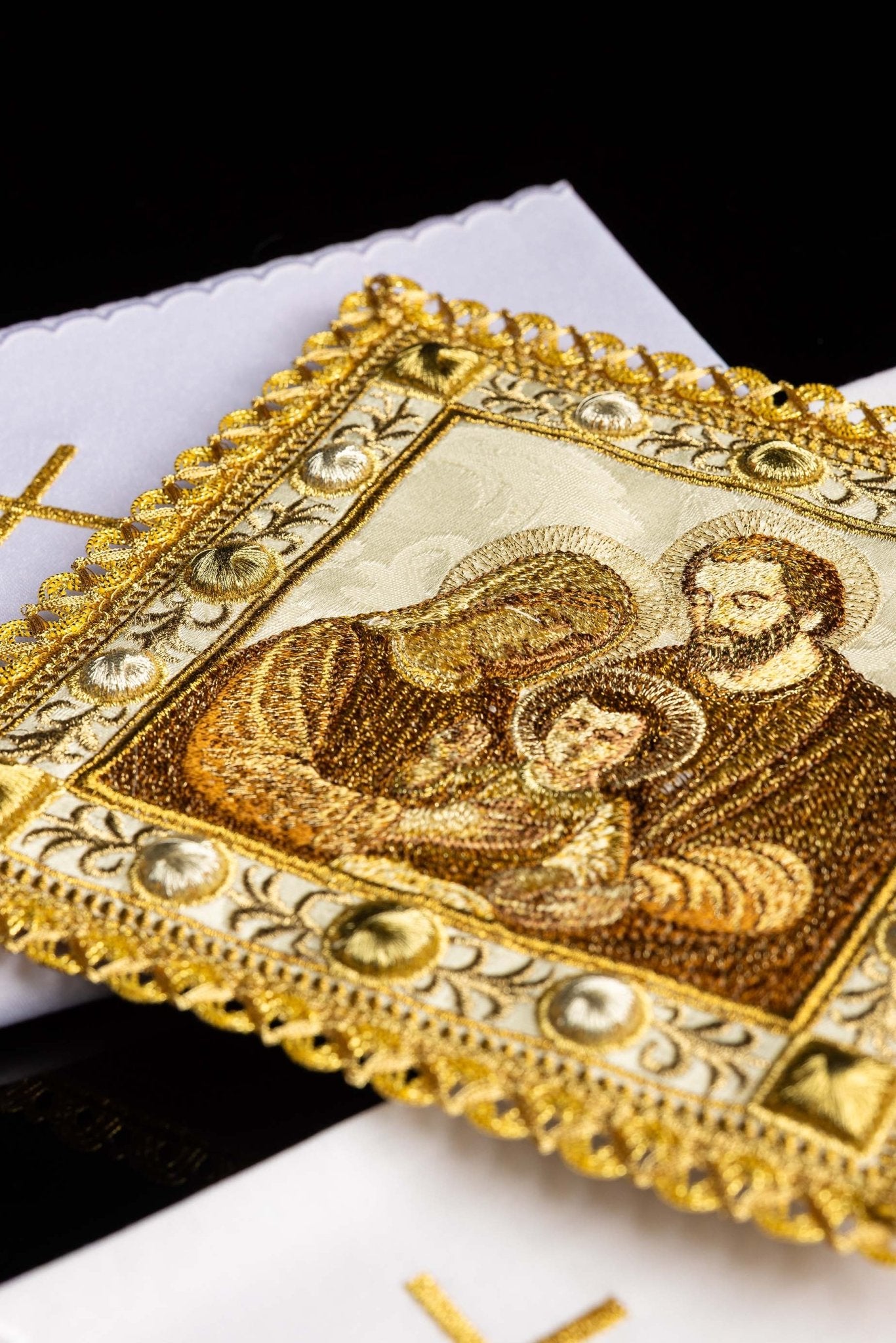 Linge de calice de Noël avec l’image de la Sainte Famille S-5575 - CHASUBLES.FR