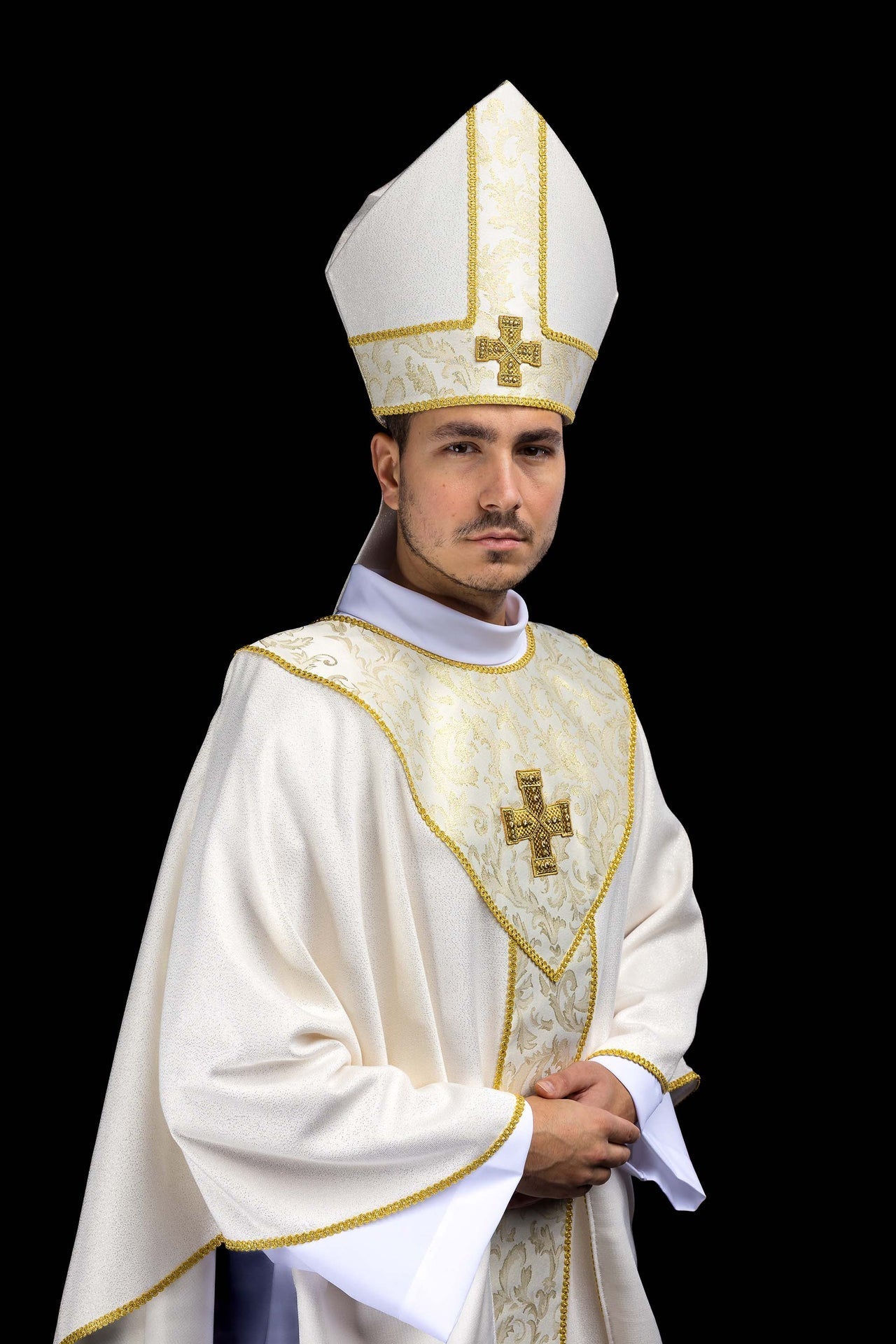 Mitra brodée avec croix ornée de tissu jacquard écru LE/9075/05-1 - CHASUBLES.FR