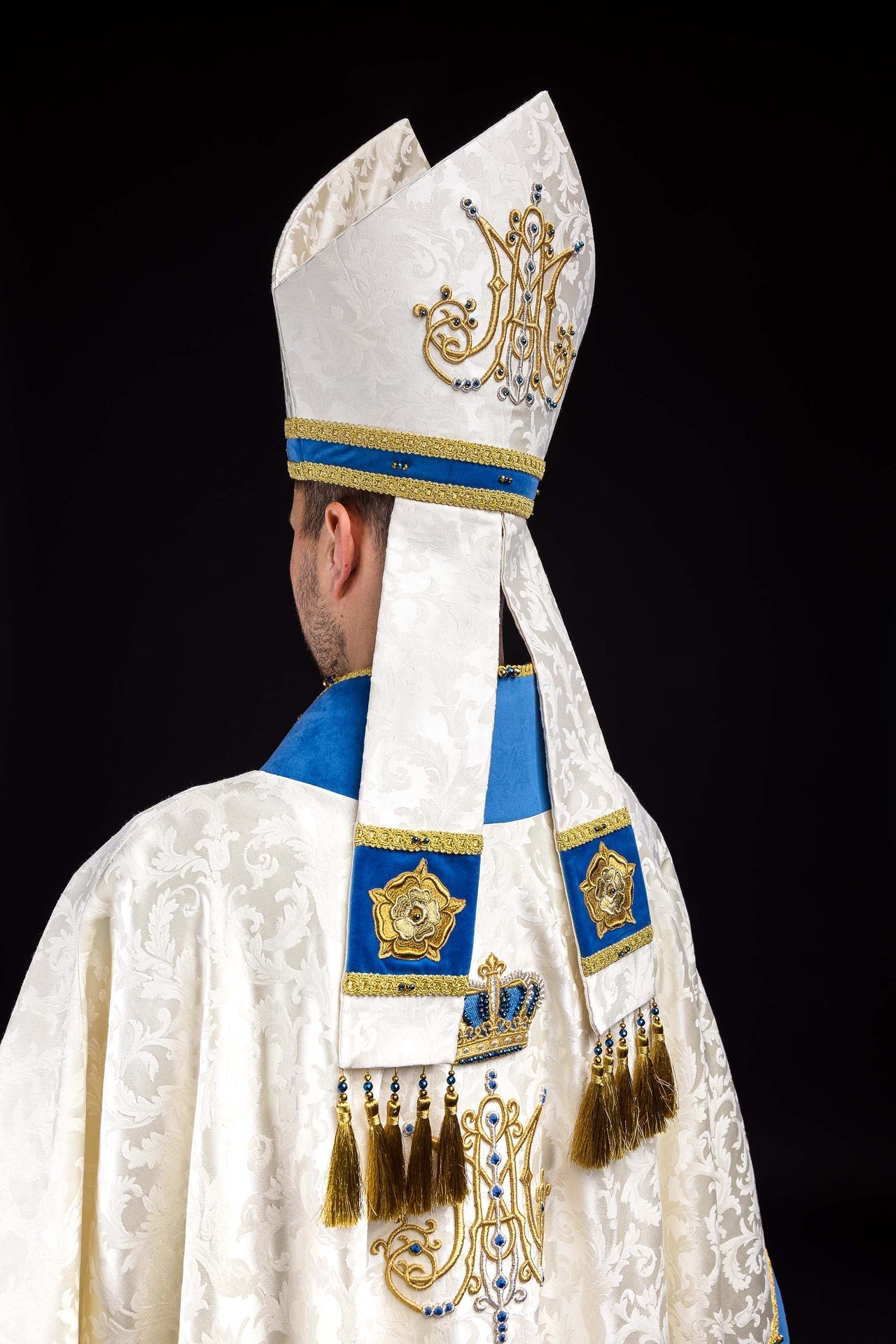 Mitra mariale faite à la main avec pierres naturelles Handmade 9006 HM/9006/05/88-1 - CHASUBLES.FR