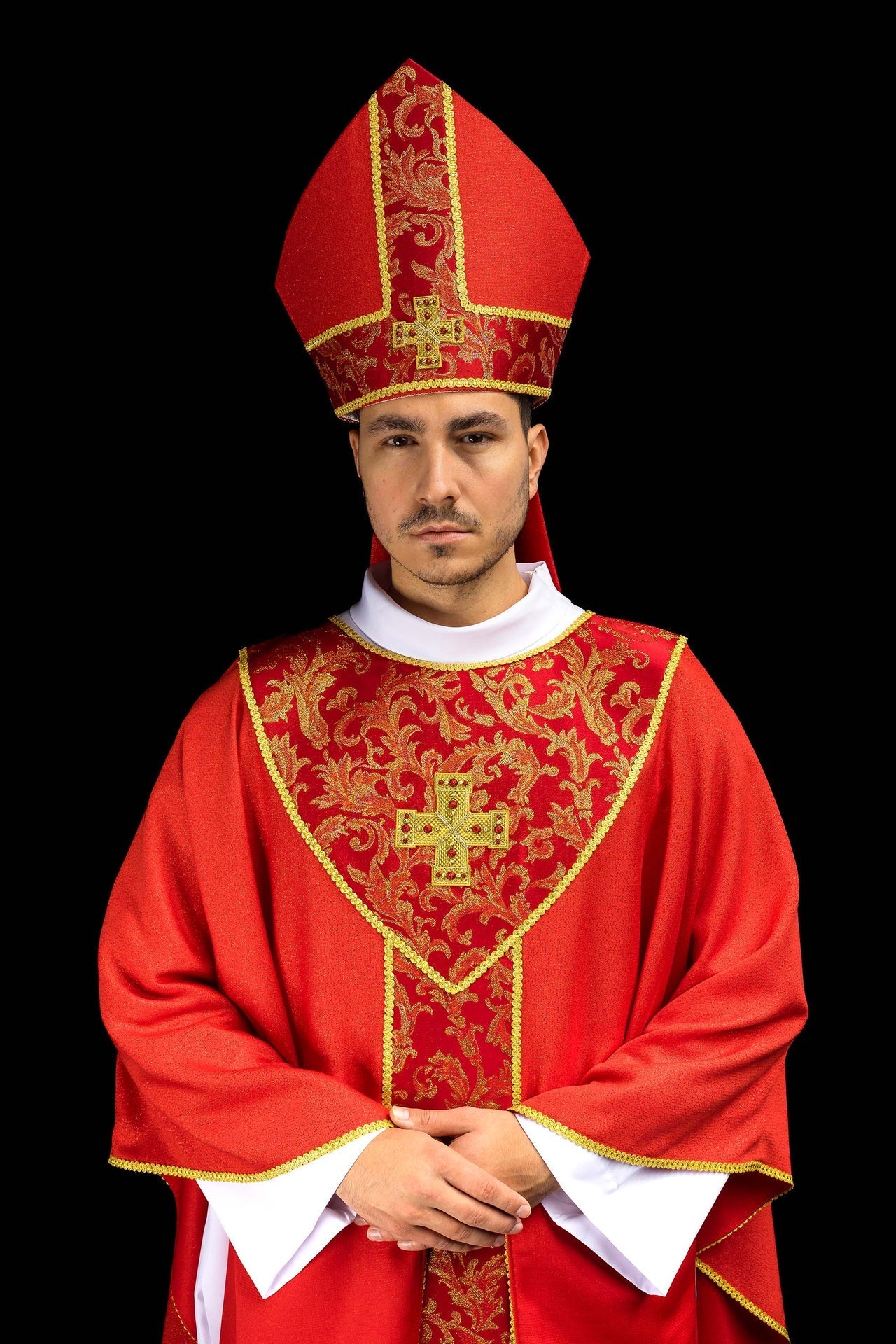 Mitre rouge brodée d’une croix ornée de tissu jacquard LE/9075/02-1 - CHASUBLES.FR