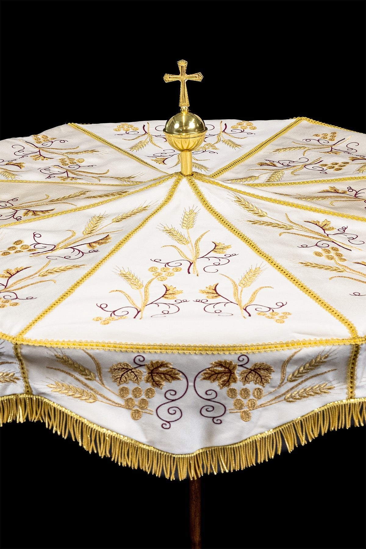 Ombrelle de procession écrue à broderie dorée pour la Fête-Dieu KPP/001/05/20 o 100cm ECRU SAT. - CHASUBLES.FR