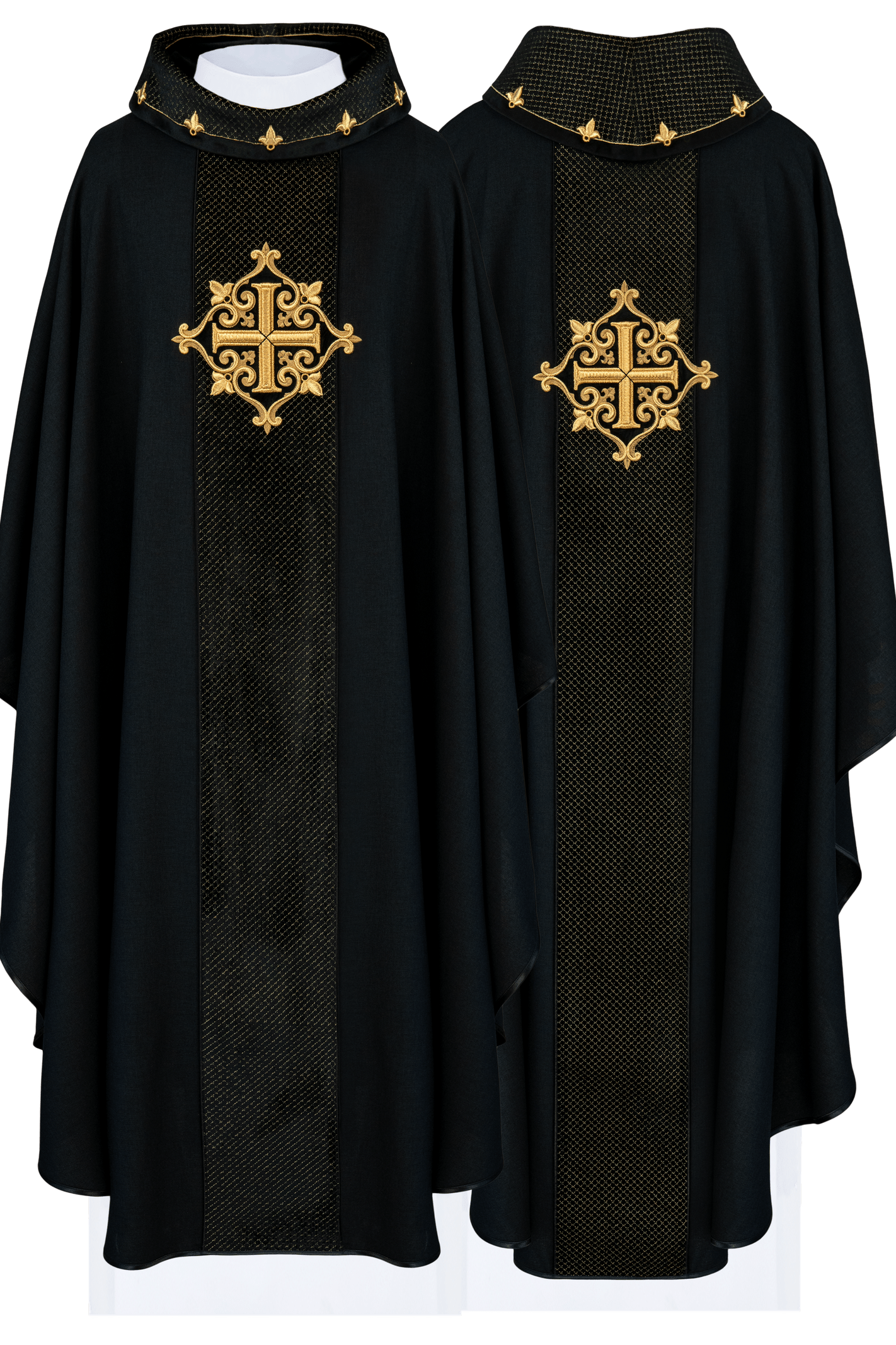 Chasuble brodée sur velours avec le symbole de la Croix Noire