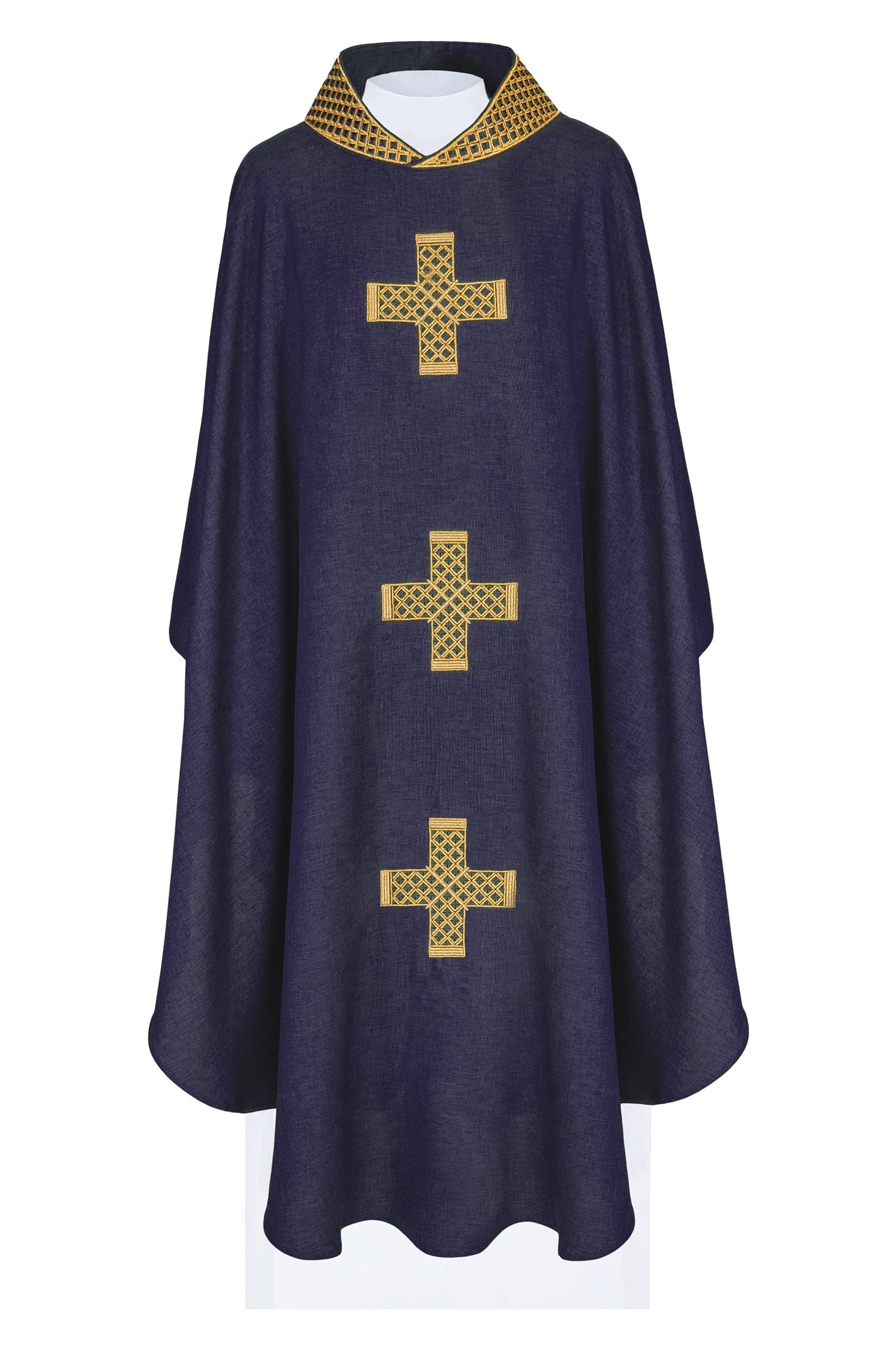 Chasuble en violet avec croix et col brodés