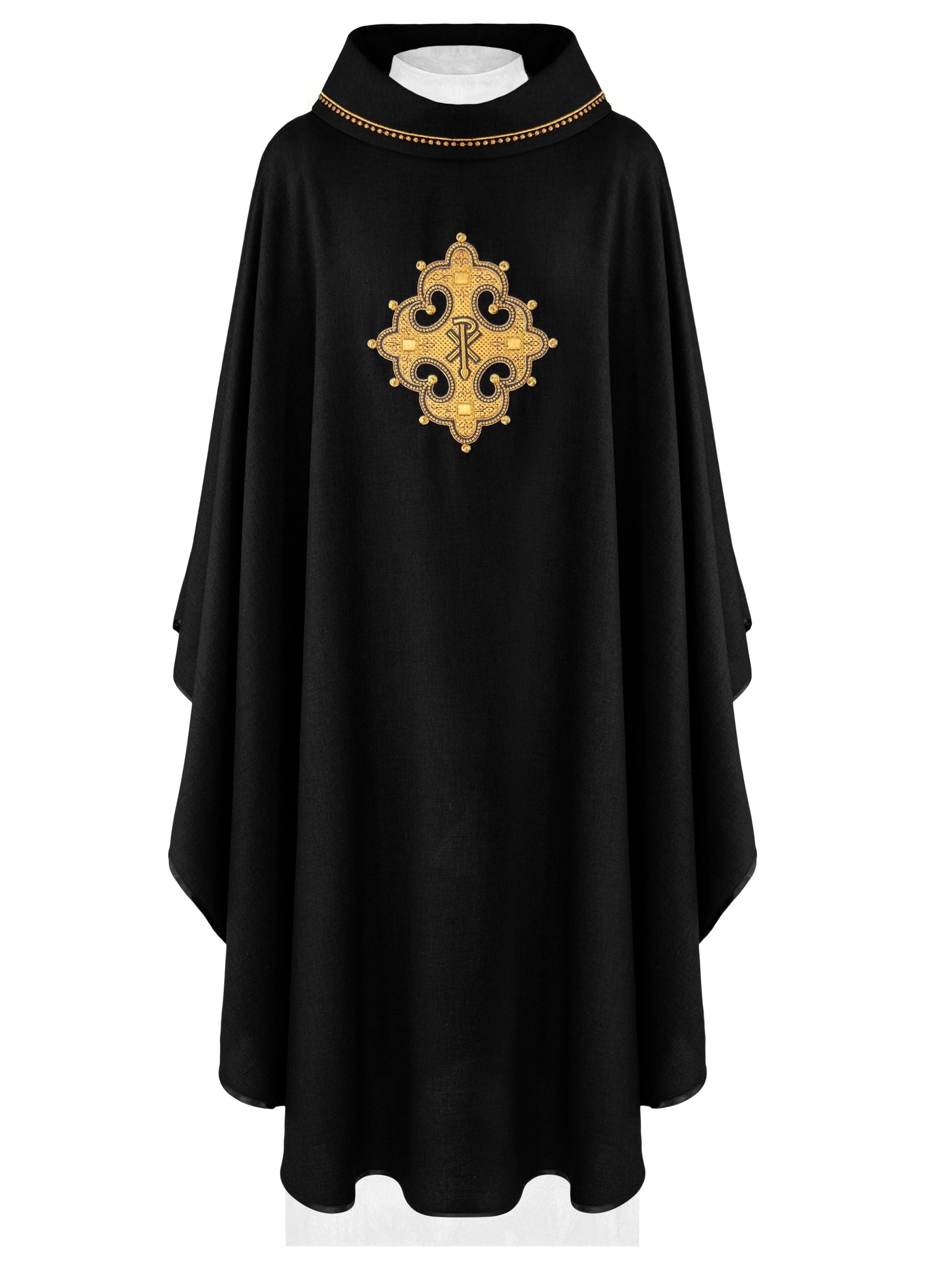 Chasuble avec croix brodée et bordure dorée sur le col en noir