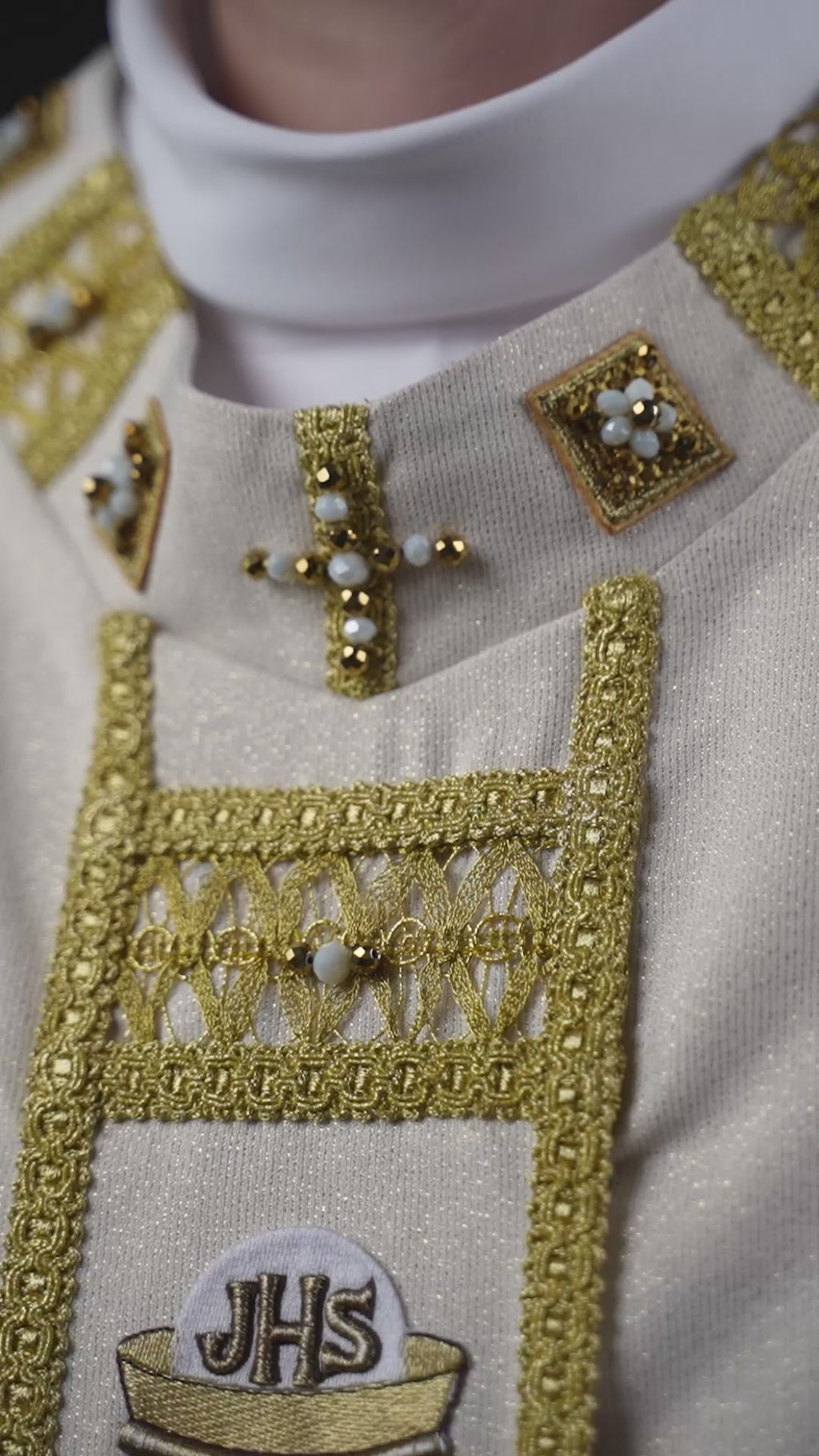 Chasuble faite à la main avec des pierres naturelles Fait à la main 7008