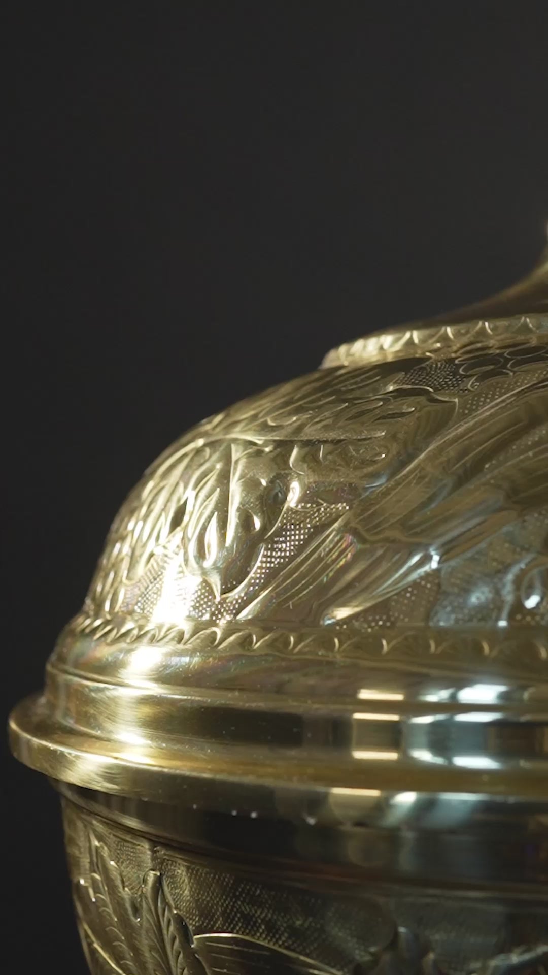 Fonts baptismaux en laiton