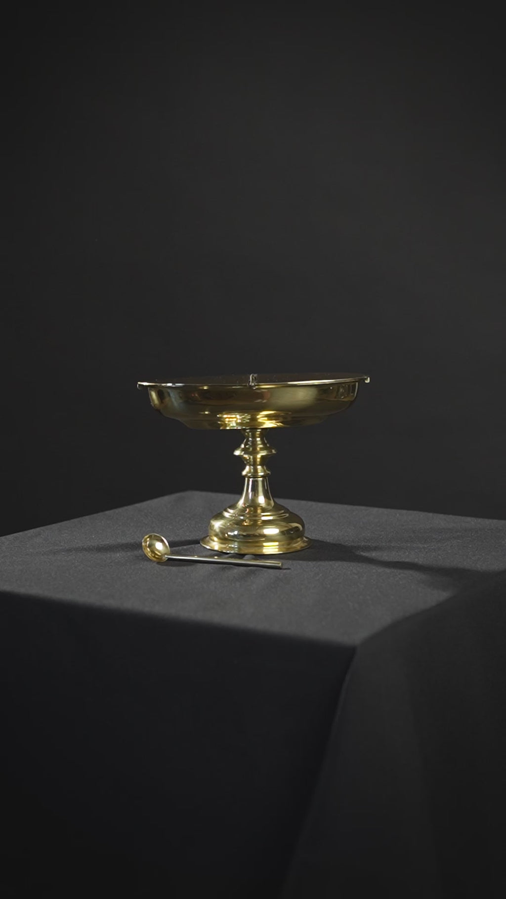 Navette à encens en laiton avec cuillère