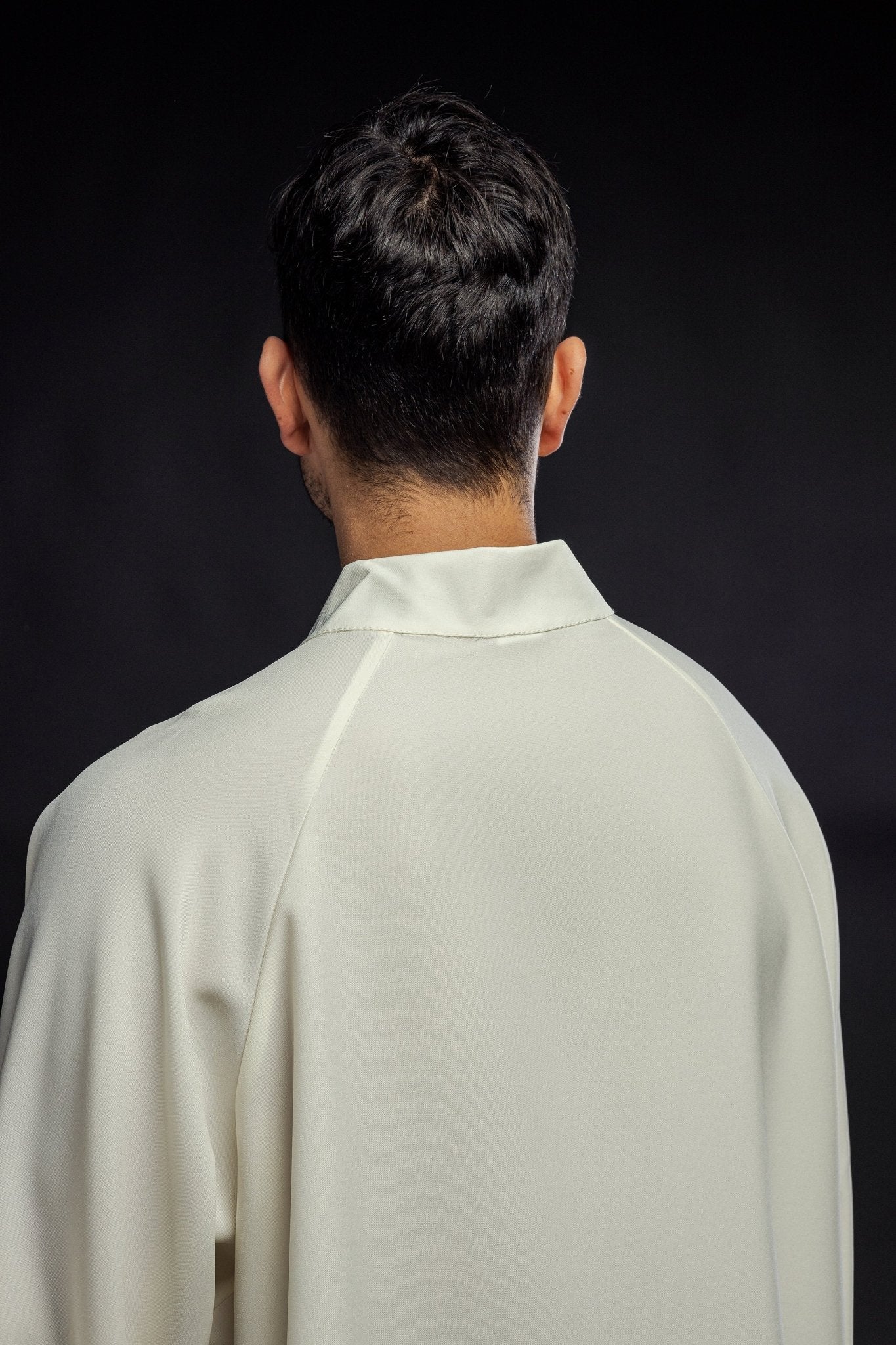 Robe de prêtre avec fermeture éclair sur le devant KAB/024/05/12 155cm/188cm - CHASUBLES.FR