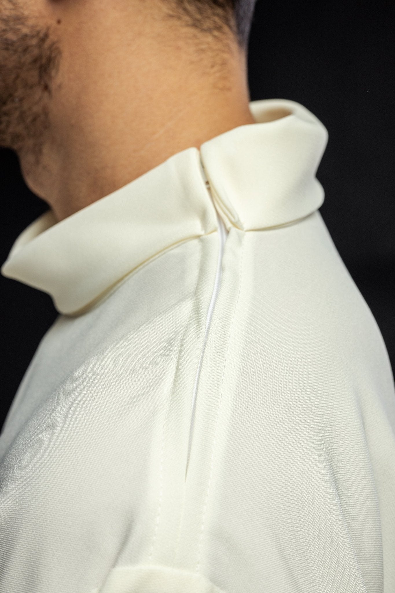 Robe de prêtre unie KAB/021/05/12 135cm/164cm - CHASUBLES.FR