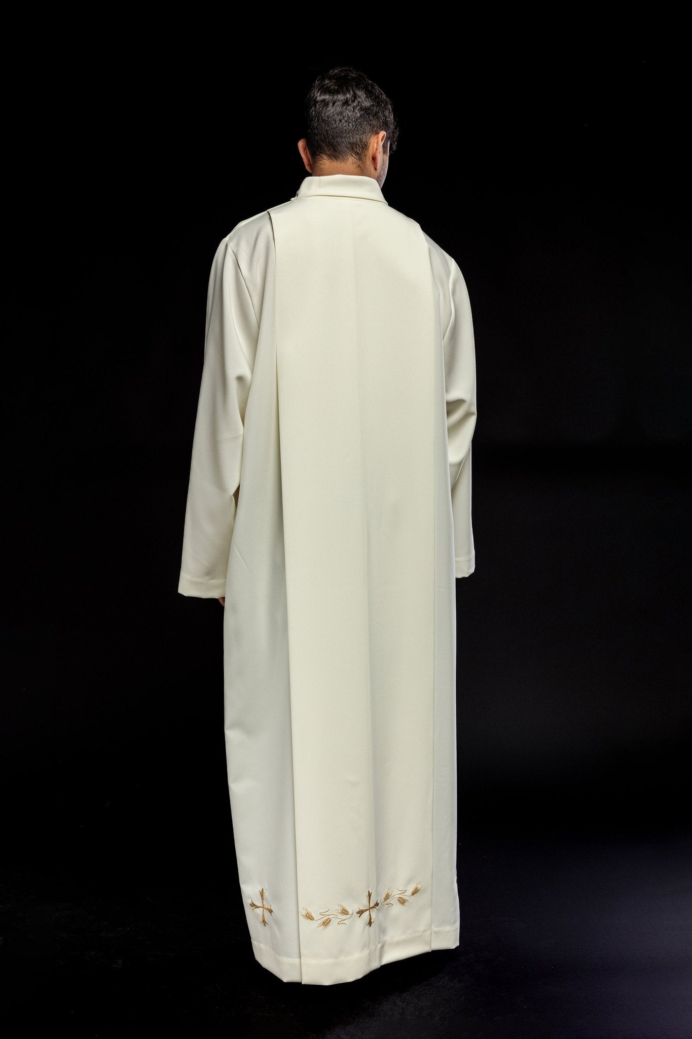 Robe de prêtre unie à col roulé KAB/004/05/12 135cm/164cm - CHASUBLES.FR