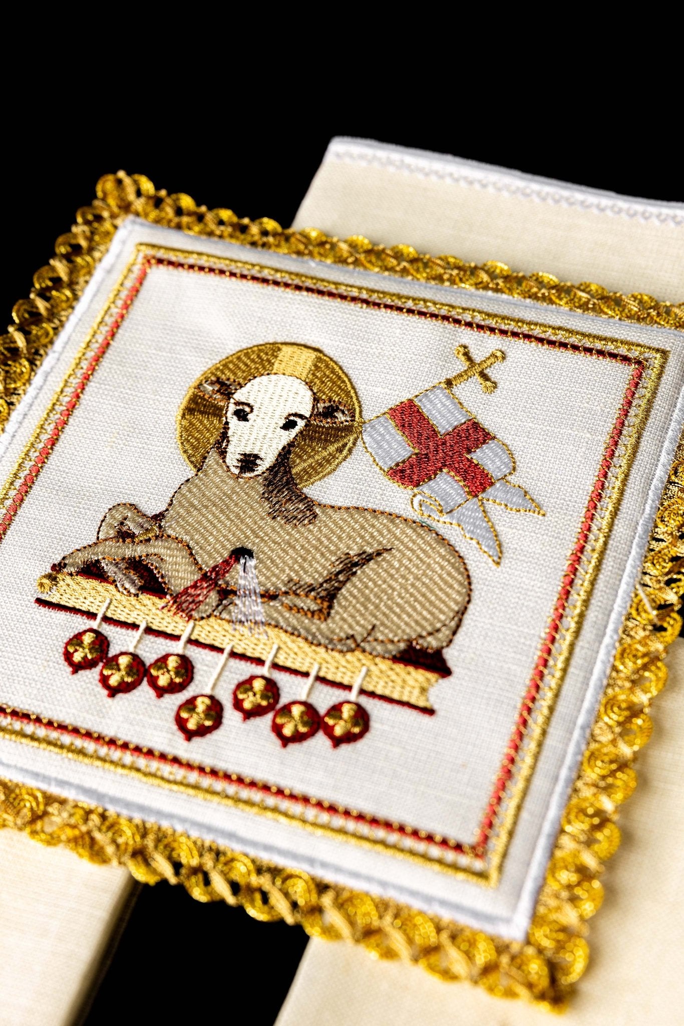 Set de calice en lin avec broderie eucharistique un motif d'agneau S-5015 - CHASUBLES.FR