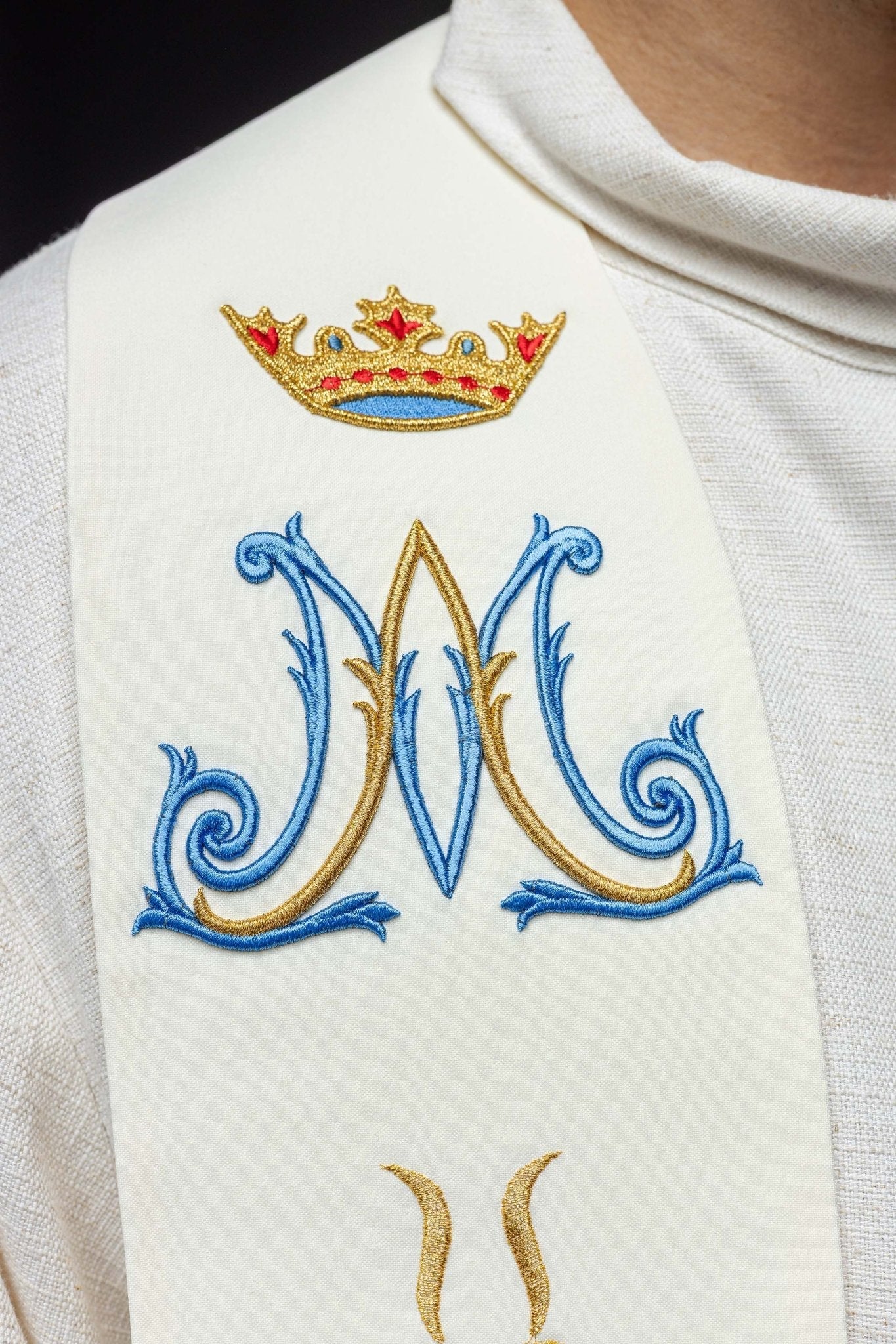 Stèle de Marie brodée écru KST/056/05/01 ECRU - CHASUBLES.FR