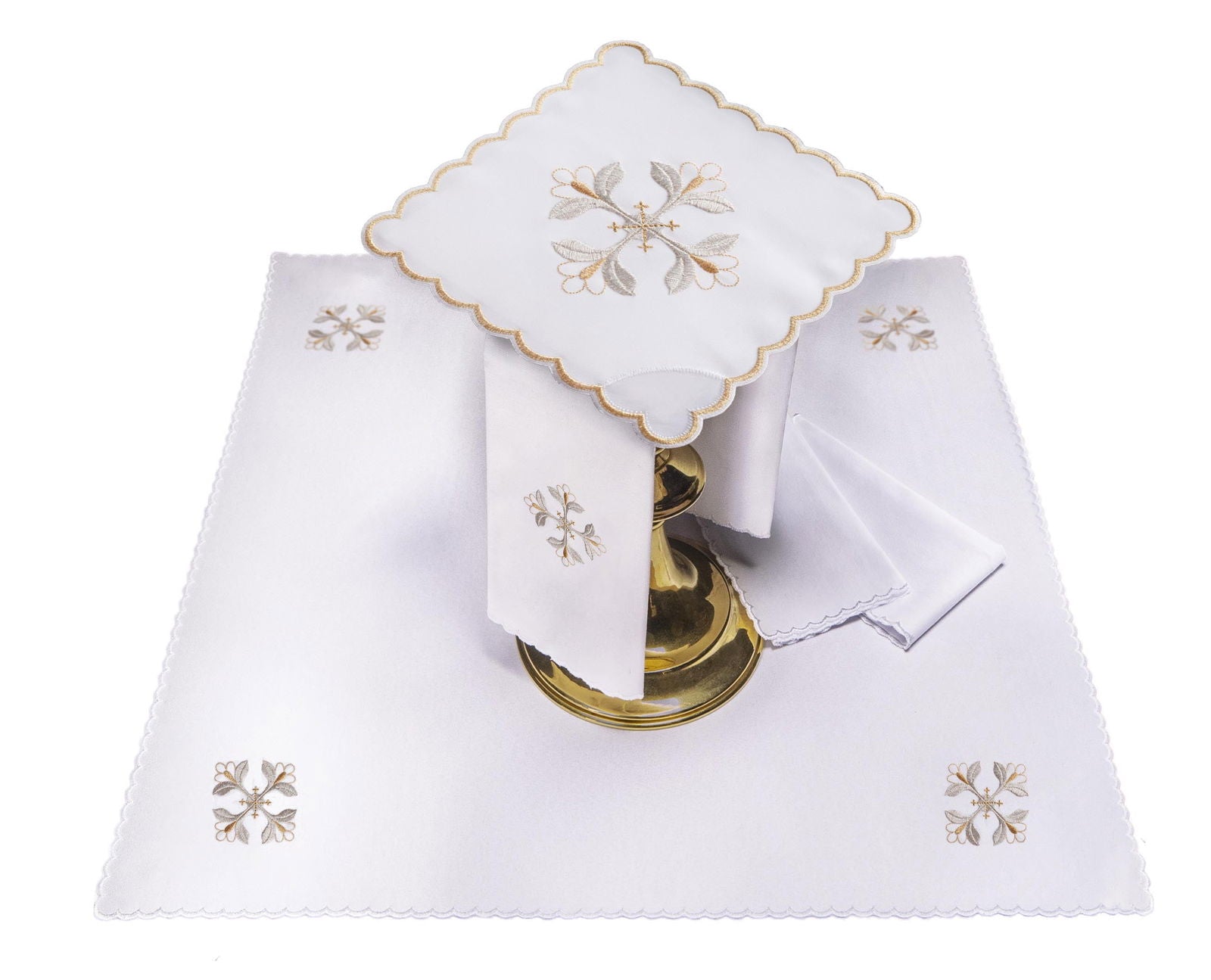 Tasse simple en lin avec broderie dorée KK/063/04 - CHASUBLES.FR
