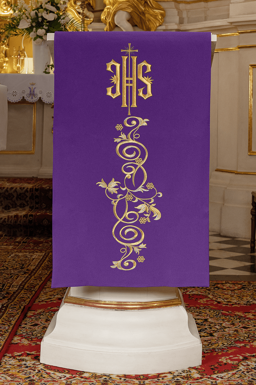 Violet voile de lutrin brodée avec motif IHS KMO/018/03/01 FIOLET 55*250 - CHASUBLES.FR