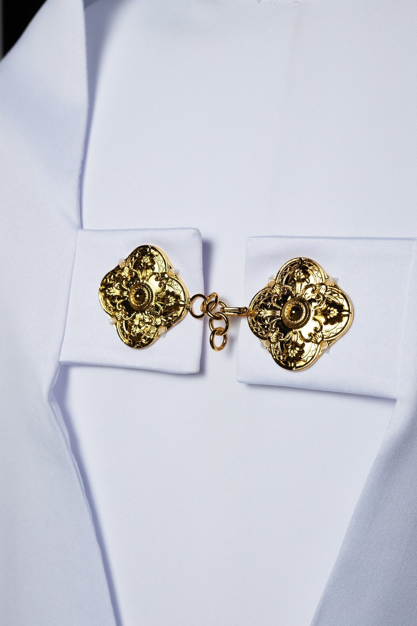 Voile brodé avec motif marial en couleur blanche KWL/023/04/20 50*270 BIAŁA SAT. - CHASUBLES.FR