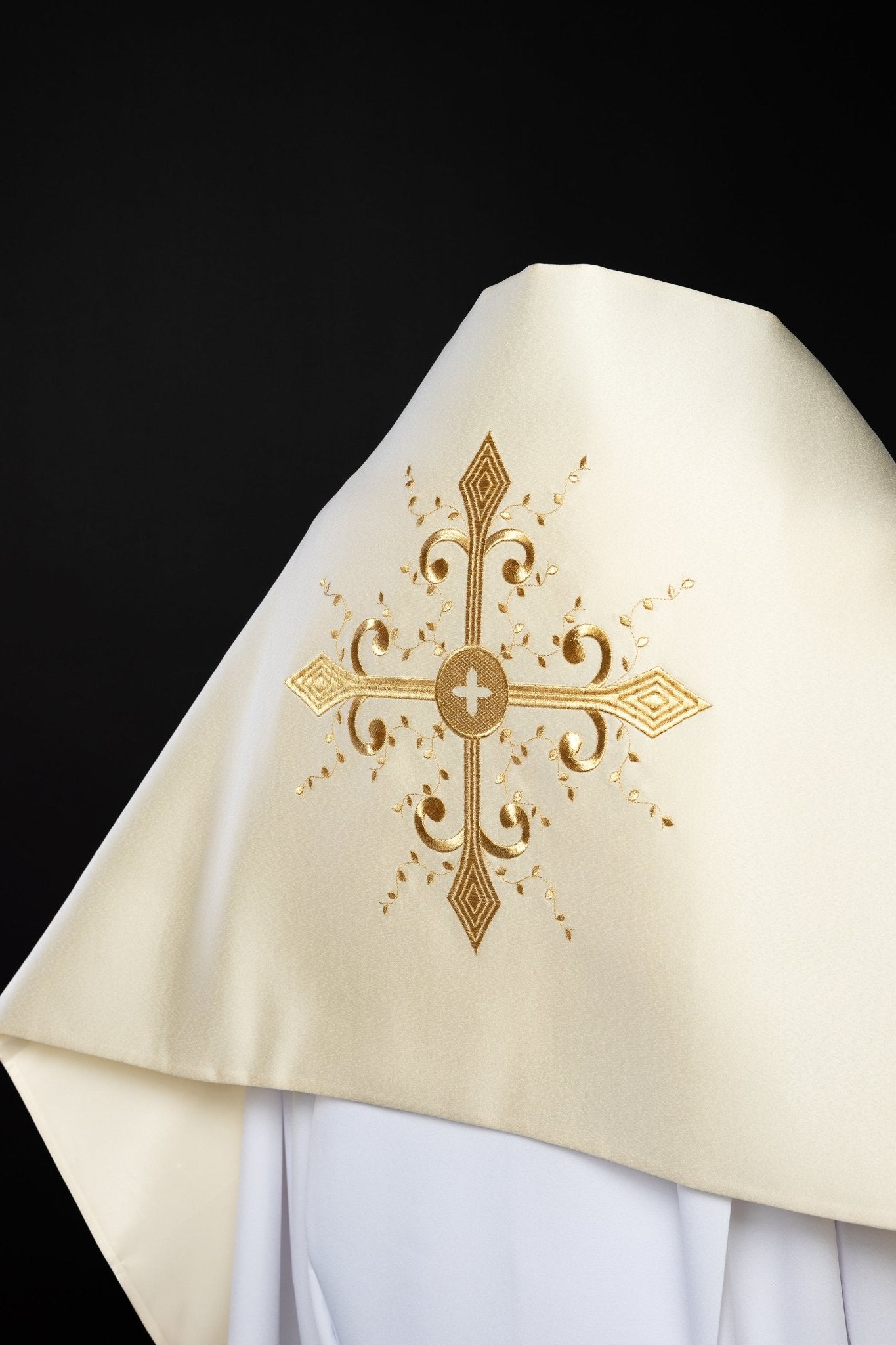 Voile croisé brodé écru KWL/031/05/20 50*270 ECRU SAT - CHASUBLES.FR