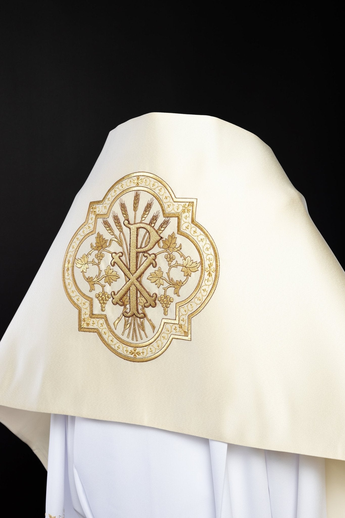 Voile liturgique avec le symbole PX KWL/025/05/20 50*270 ECRU SAT. - CHASUBLES.FR