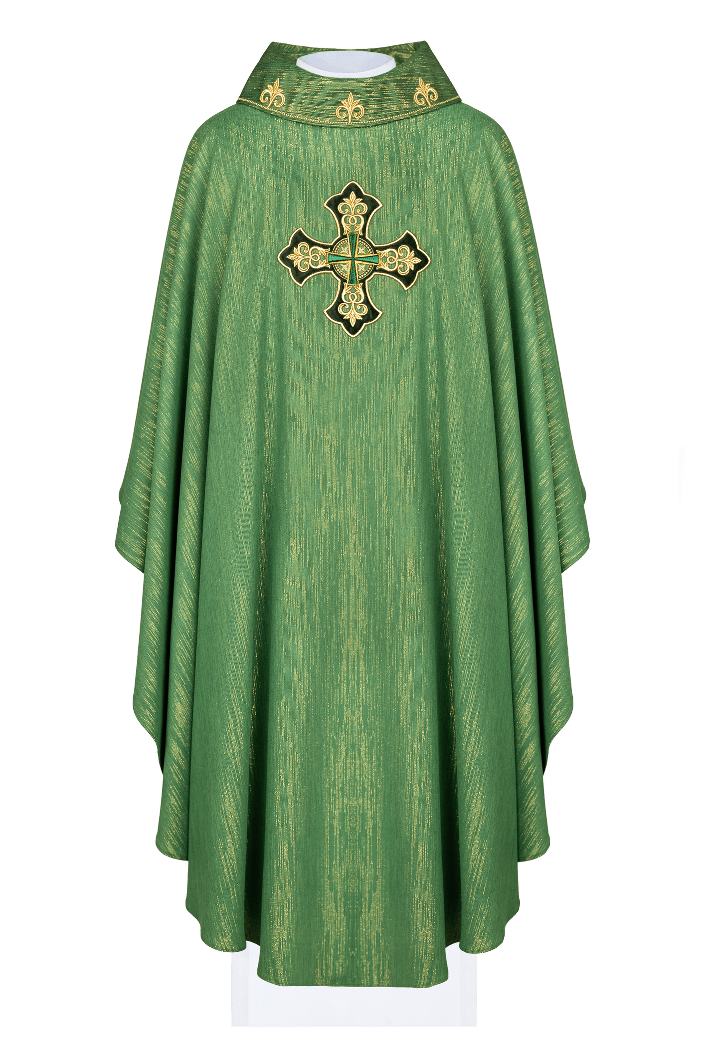 Chasuble verte avec croix richement brodée i zdobionym kołnierzem